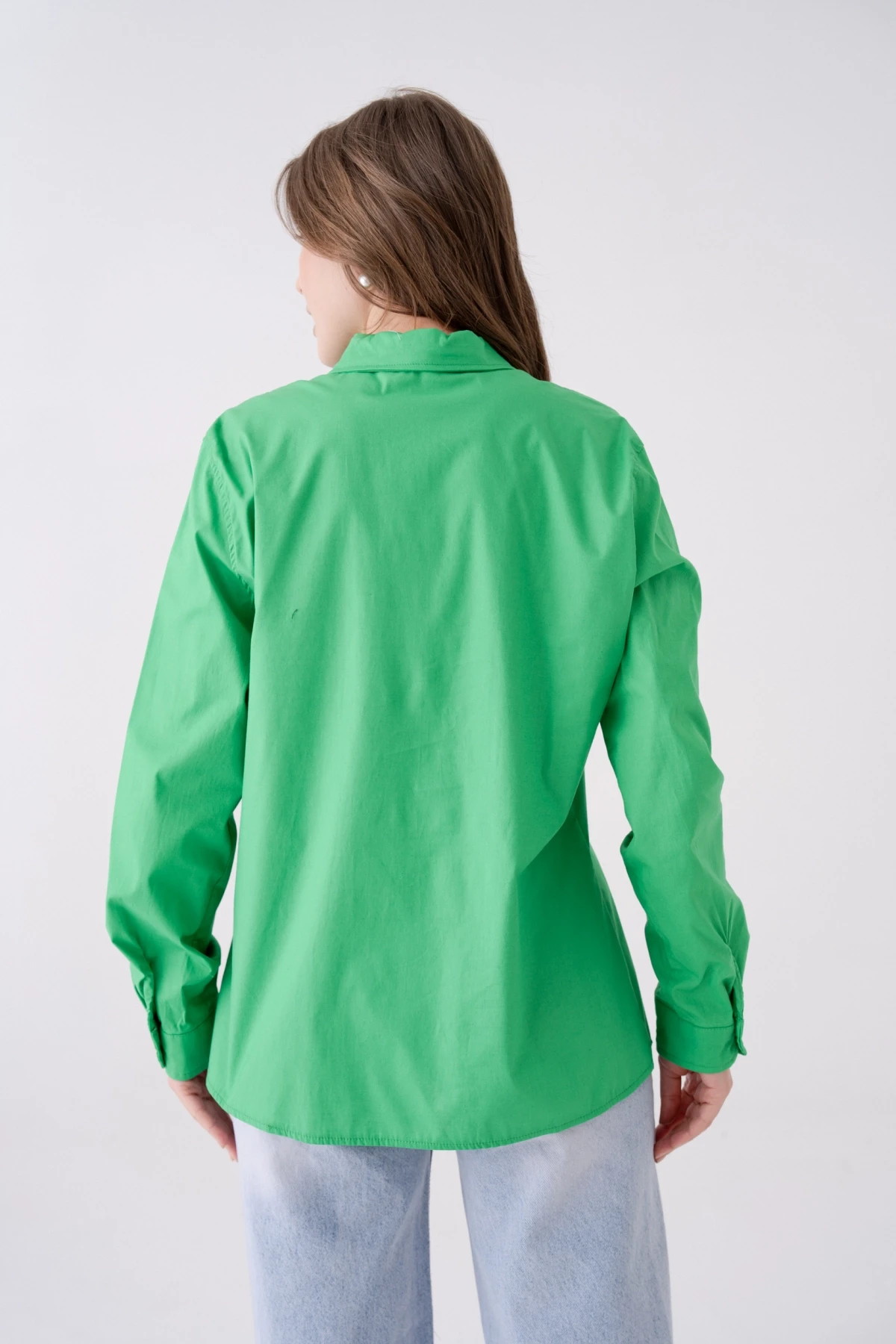 Gömlek Yaka Düğme Detaylı Aplikeli Dokuma Gömlek