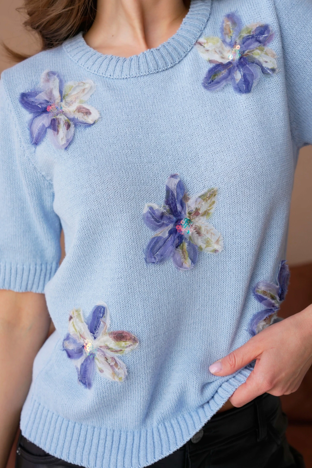 Bisiklet Yaka  Aplikeli Triko Kazak