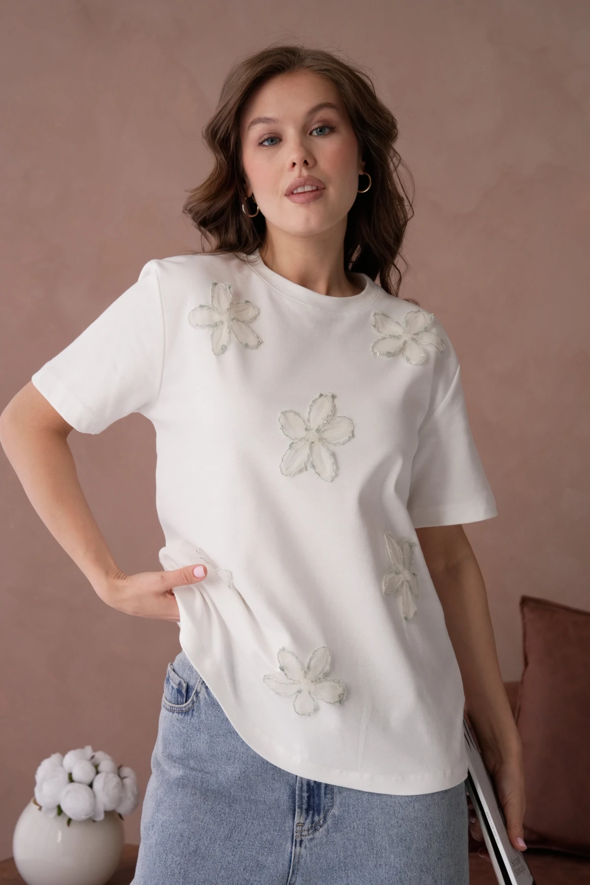 Bisiklet Yak Önyüzü Çiçeek Dantel Desenli Basic T-Shirt