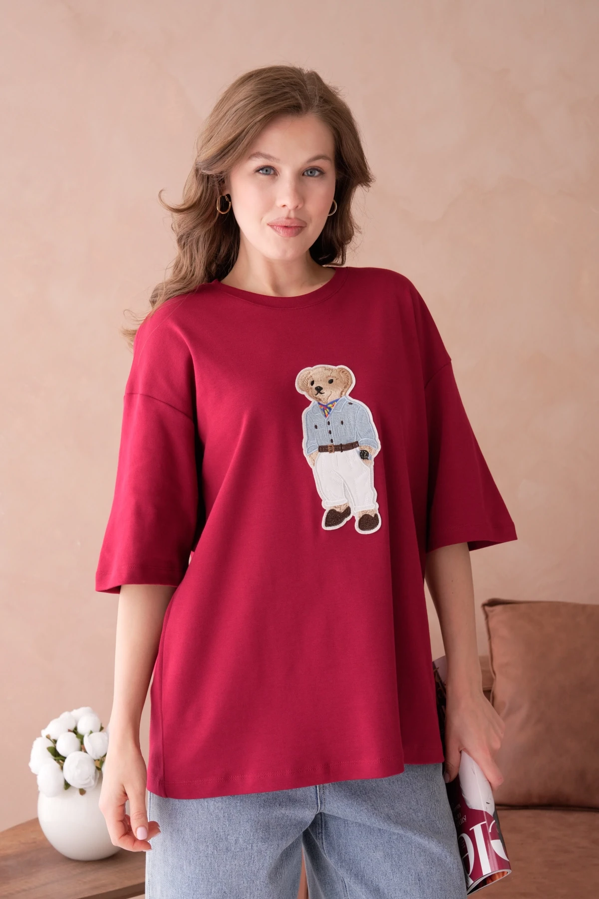 Bisiklet Yaka Aplikeli Salaş Basic T-Shirt