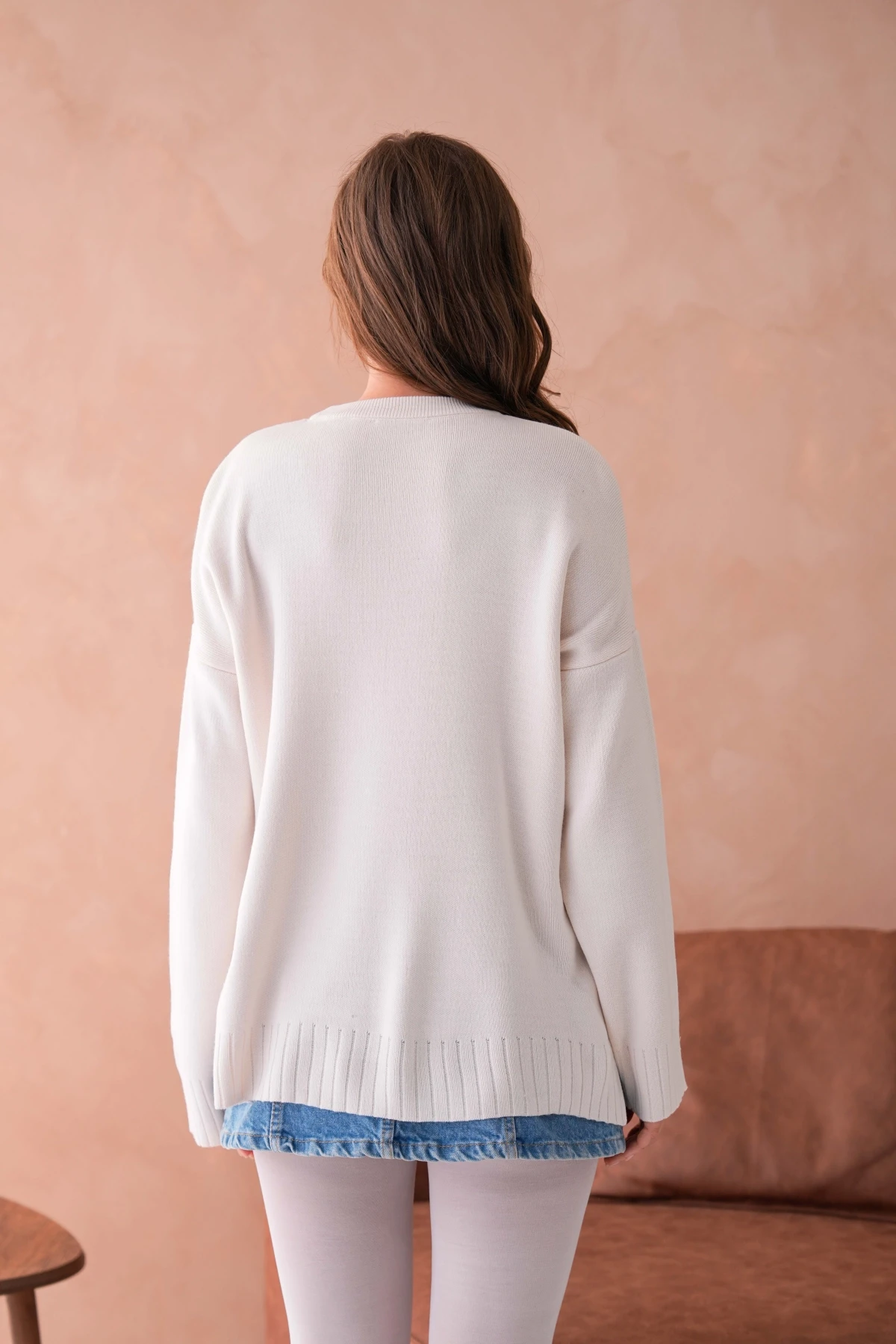 Kadın Bisiklet Yaka Aplikeli Arkası Uzun Salaş Triko Kazak