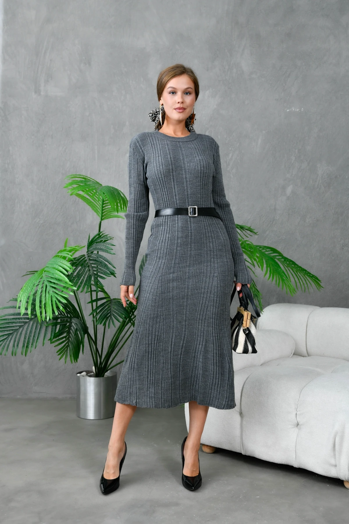 Kadın Bisiklet Yaka Kemer Detaylı Uzun Triko Elbise