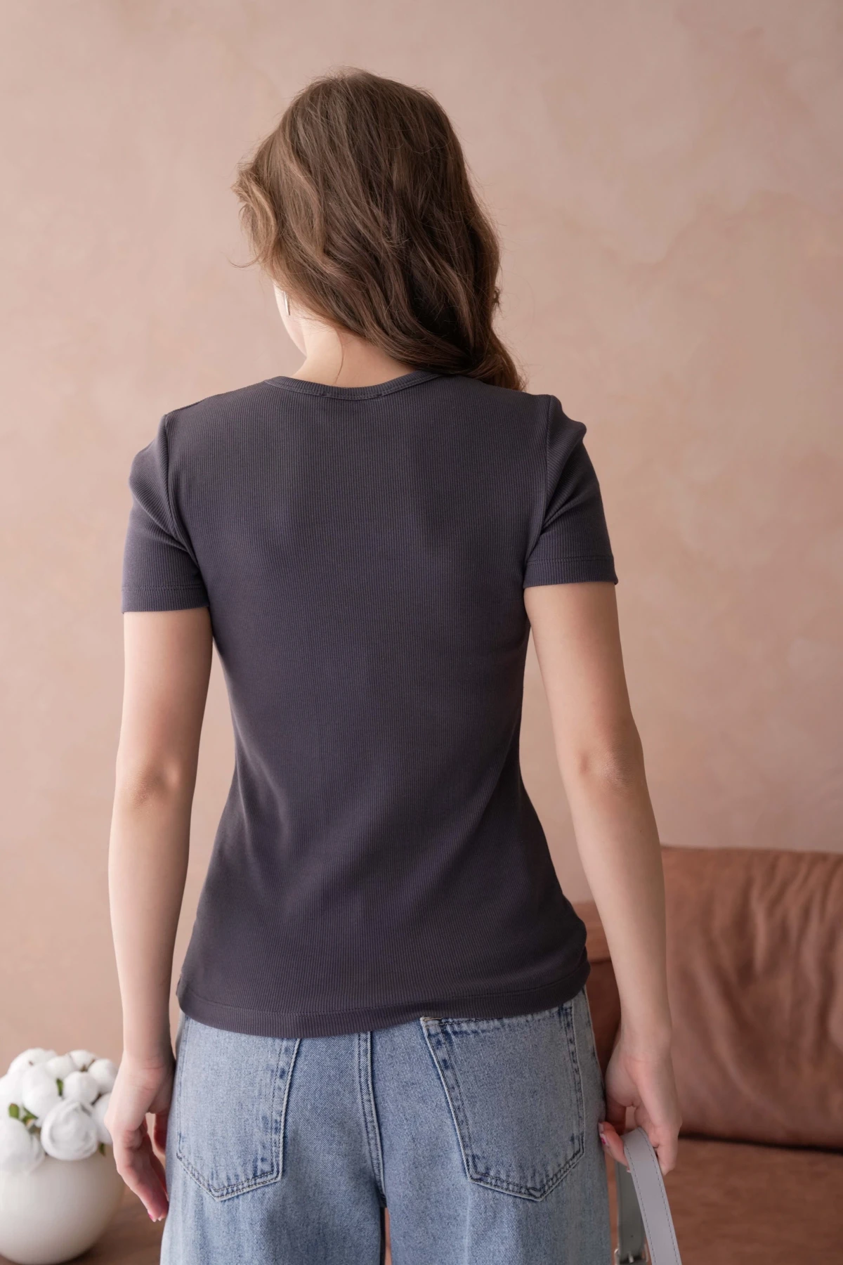 Bisiklet Yaka Ön Yüzünde Taş Kalp Aksesuarlı  Slim Fitilli T-Shirt