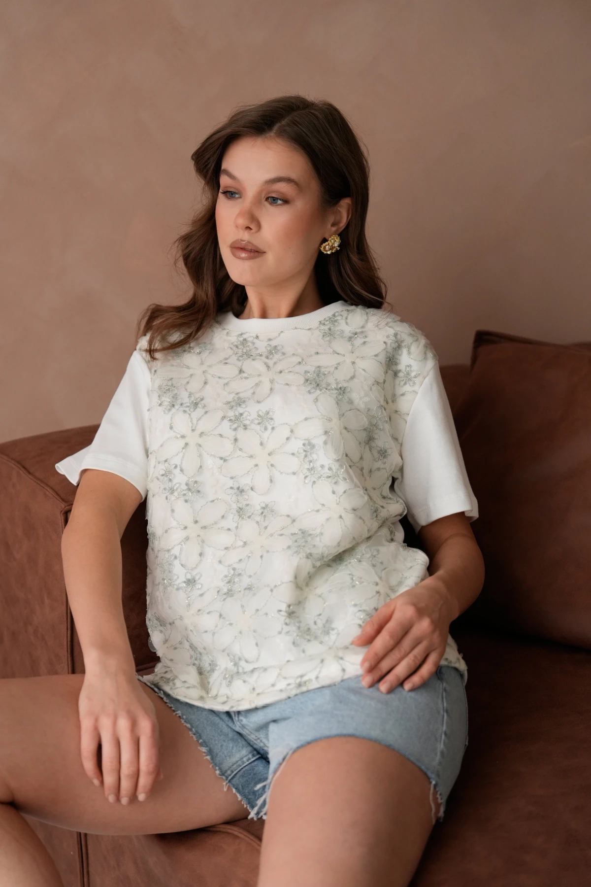 Önyüzü Tül Dantel Giydirmeli Basic T-Shirt