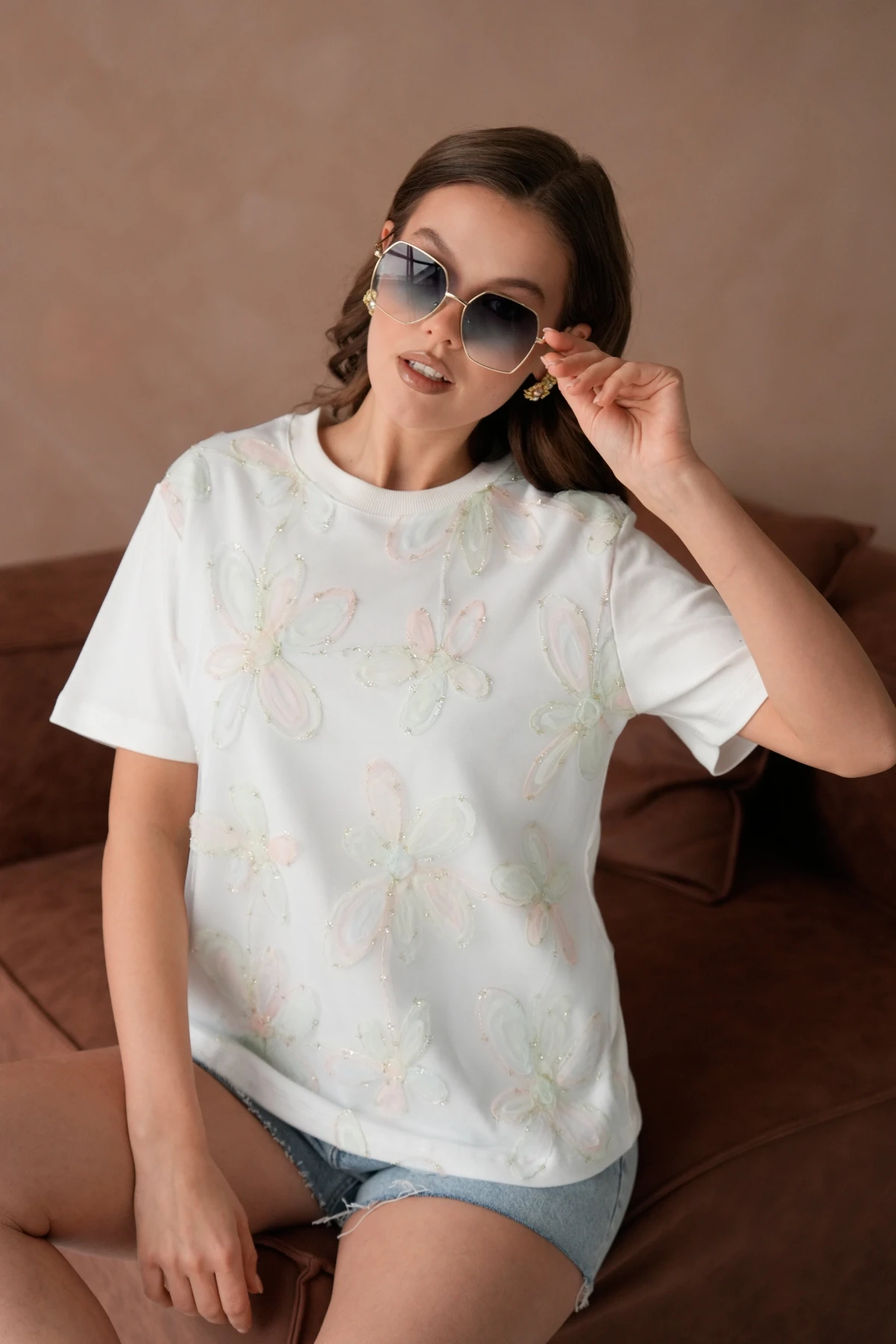 Bisiklet Yaka Önyüzü Tül Dantel Giydirmeli Basic T-Shirt