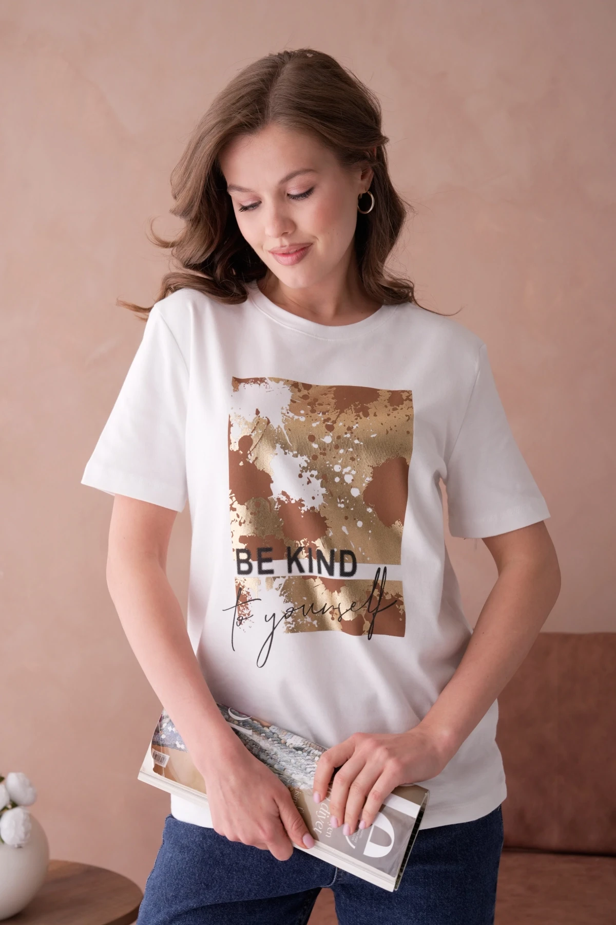 Bisiklet Yaka Varak Baskılı Basic T-Shirt