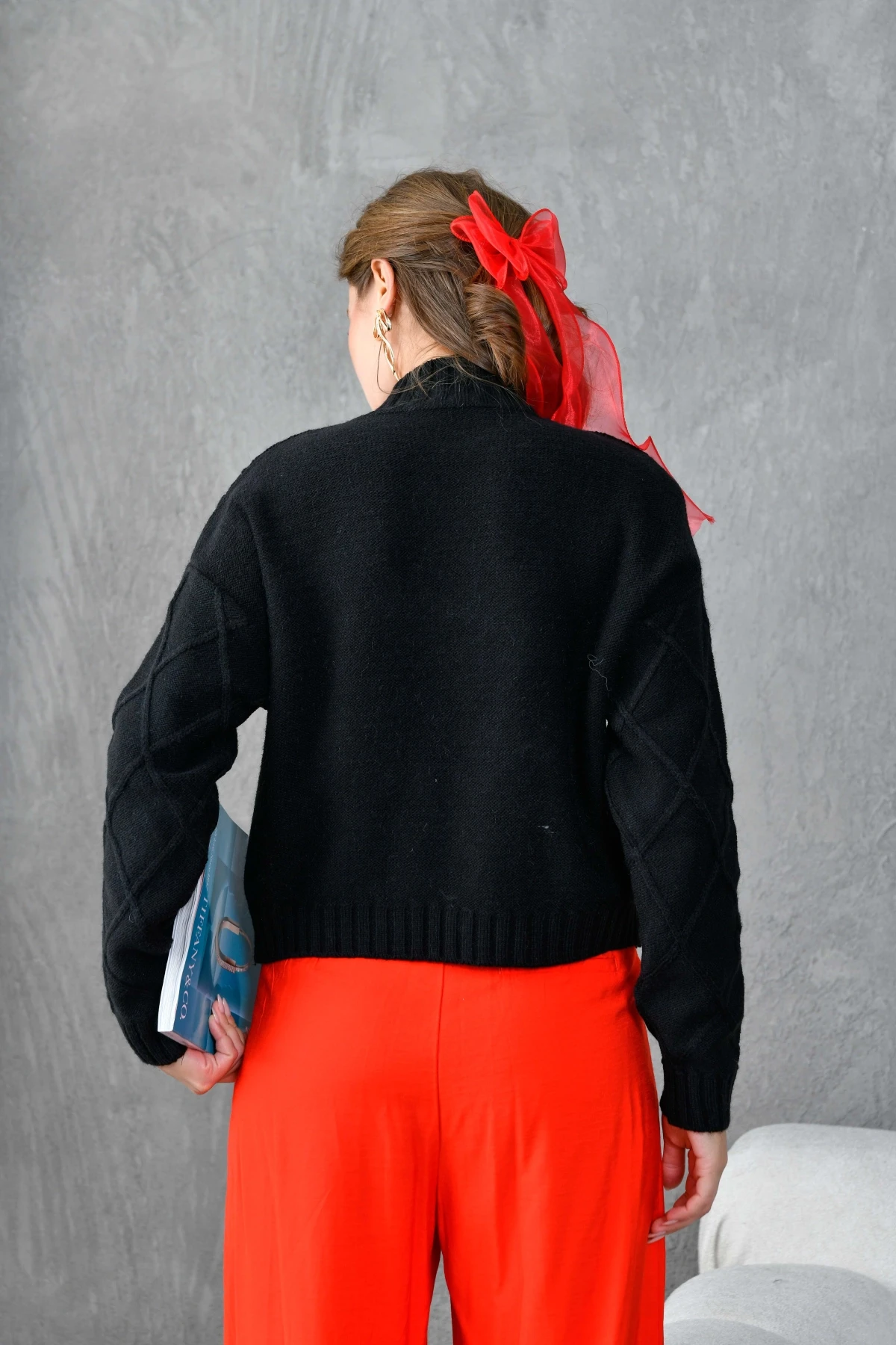 Kadın Dik Ayak Baklava Desen Triko Kazak