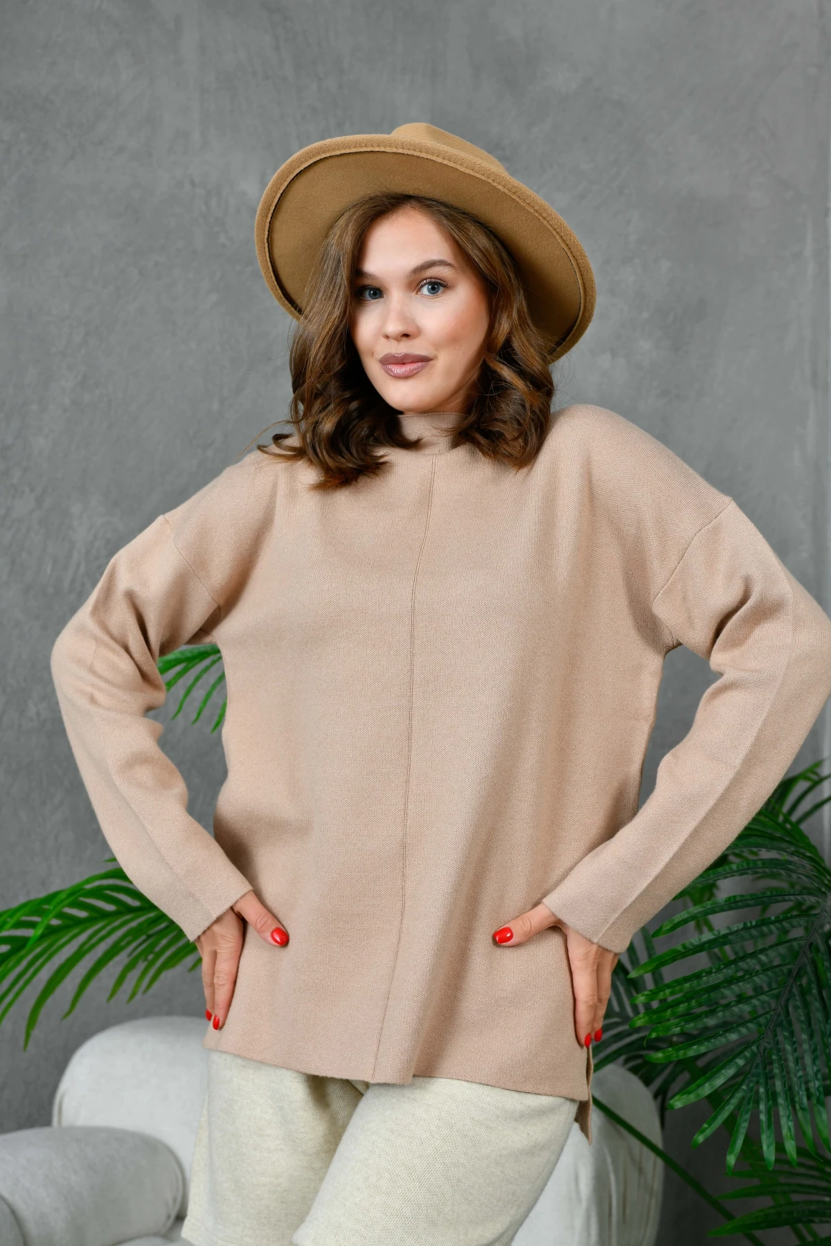 Kadın Dik Yaka Salaş Triko Kazak