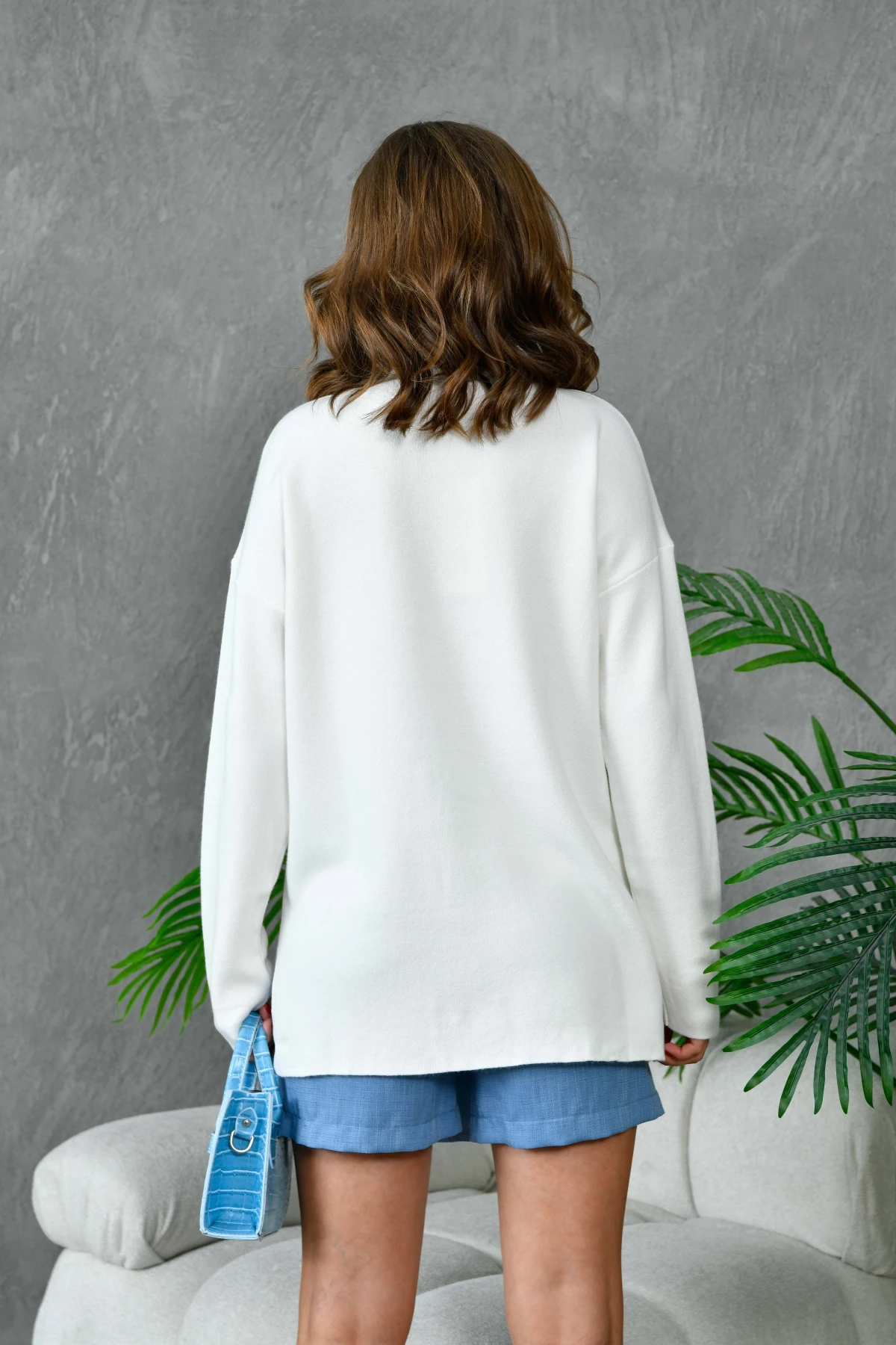 Kadın Dik Yaka Salaş Triko Kazak