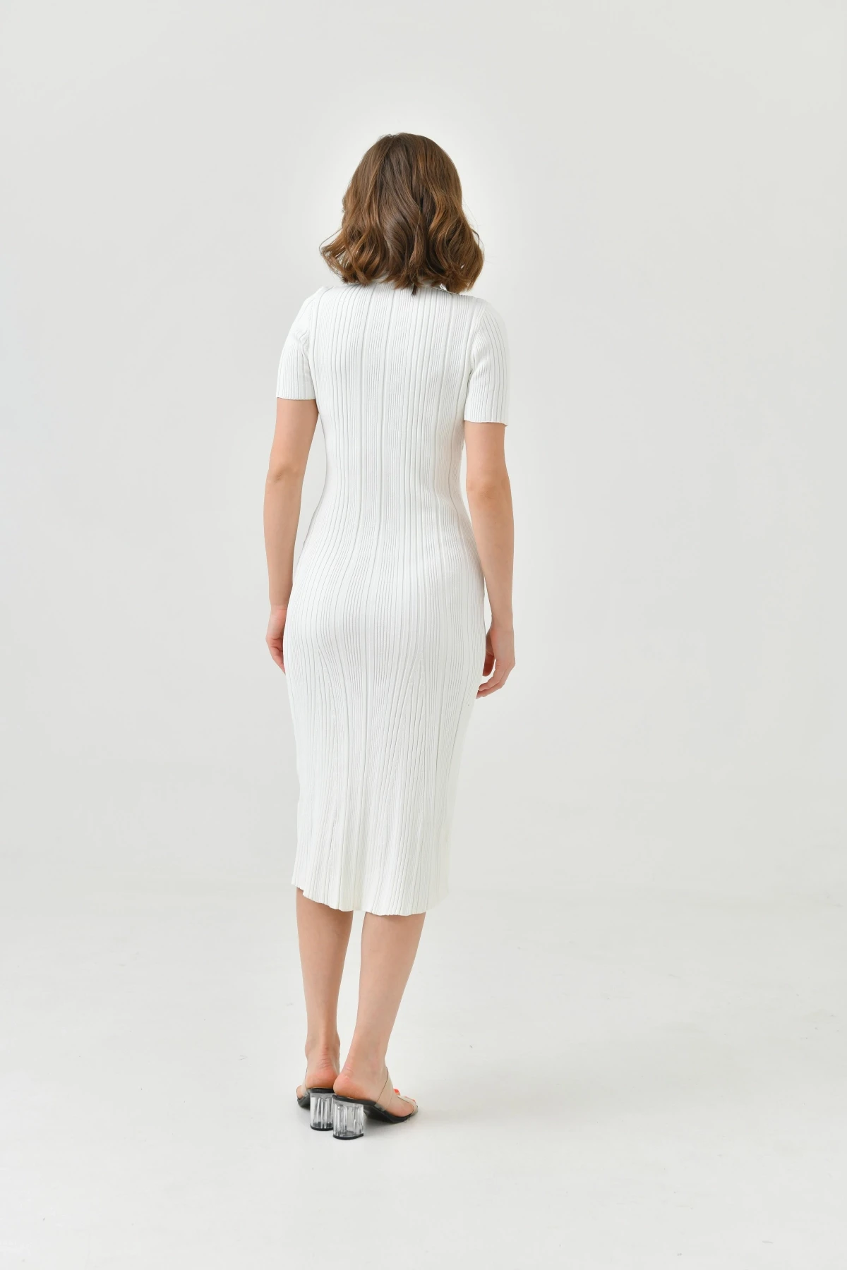 Polo Yaka Düğme Detaylı Uzun Triko Elbise