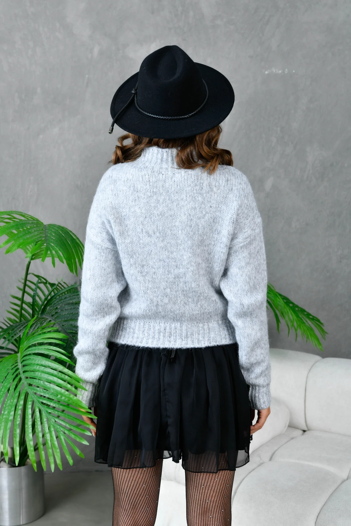 Kadın Yarım Balıkçı Yaka Triko Kazak