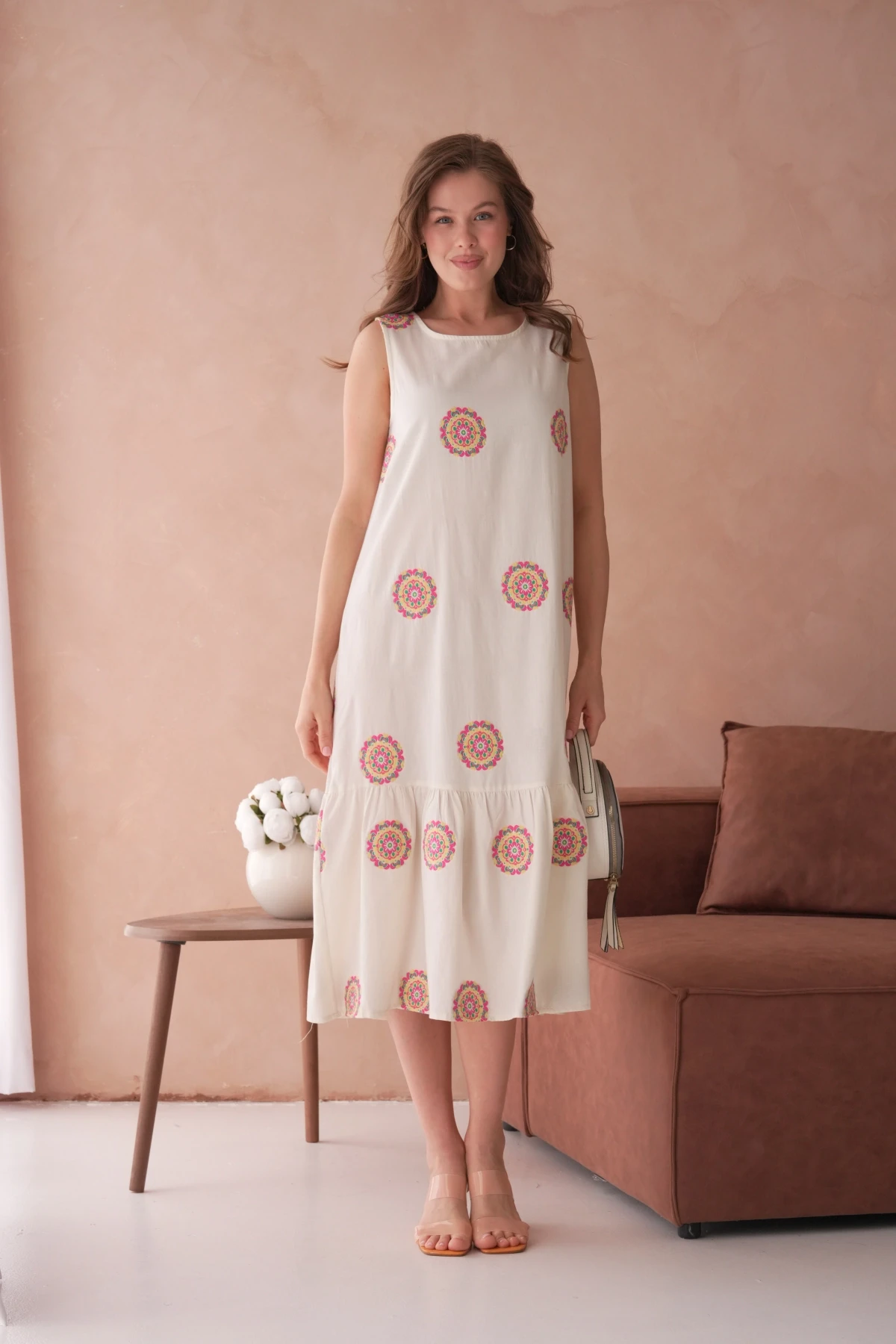 Nakışlı Volanlı Salaş Dokuma Elbise