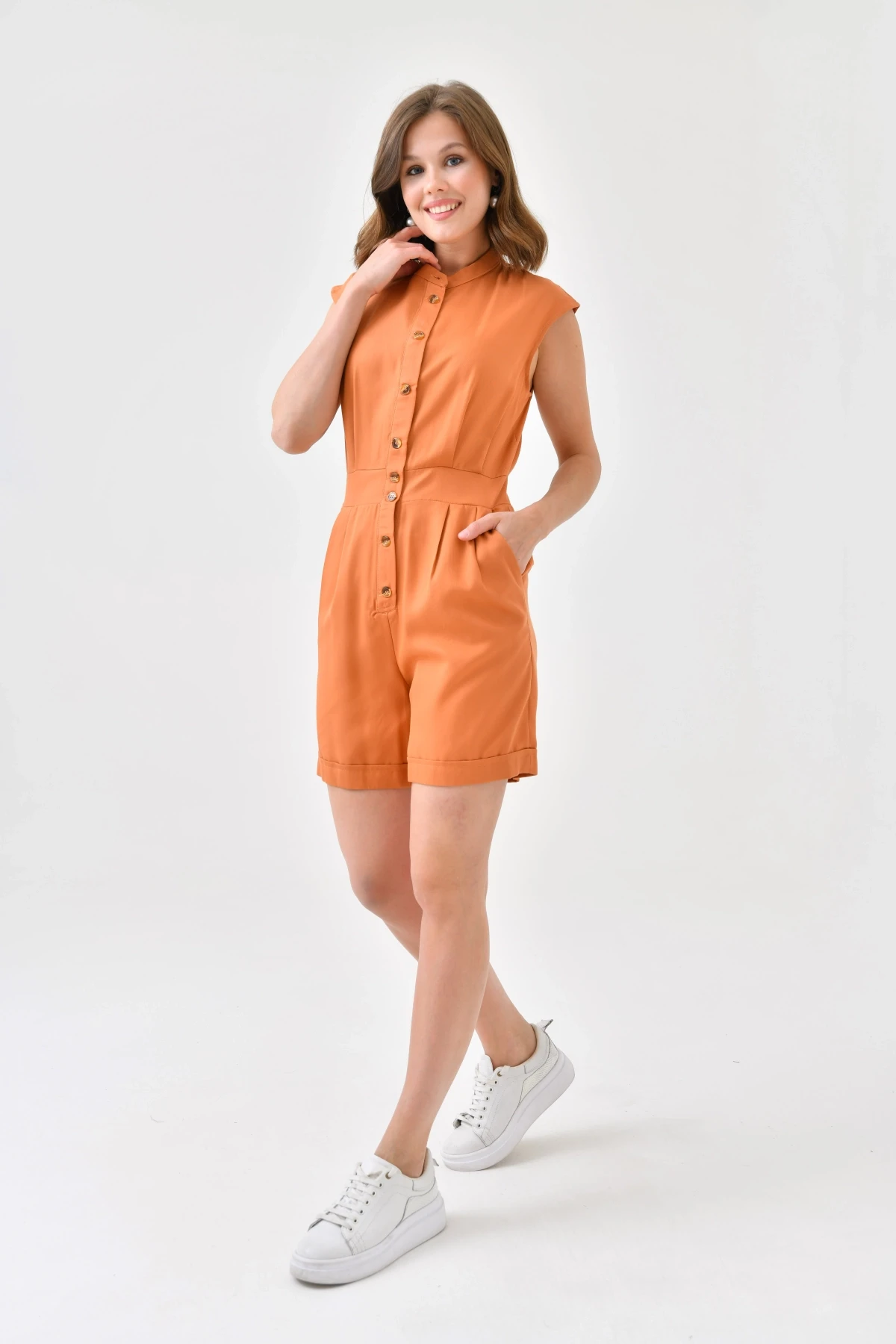 Kadın Düğme Detay Hakim Yaka Tulum