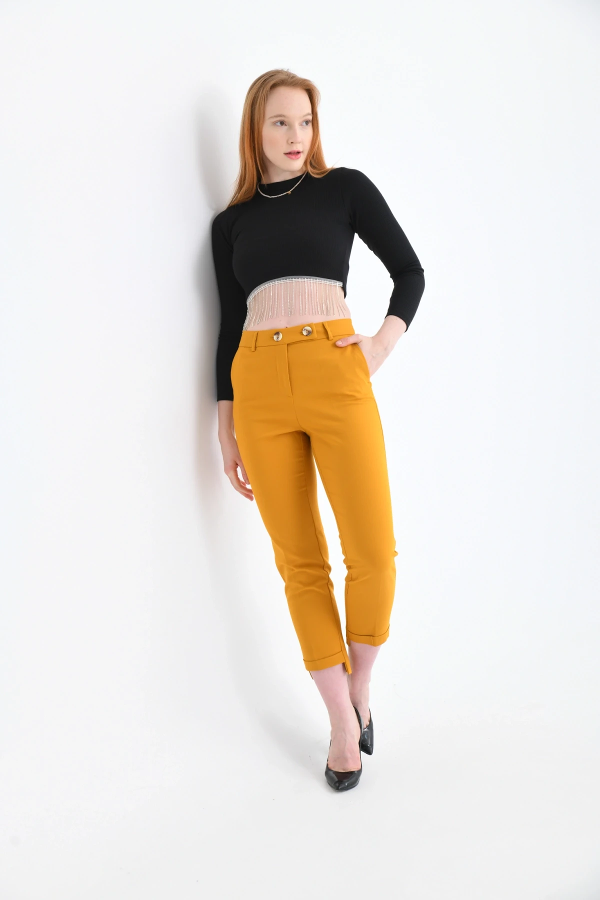 Kadın Hardal Paça Detaylı Kumaş Pantolon