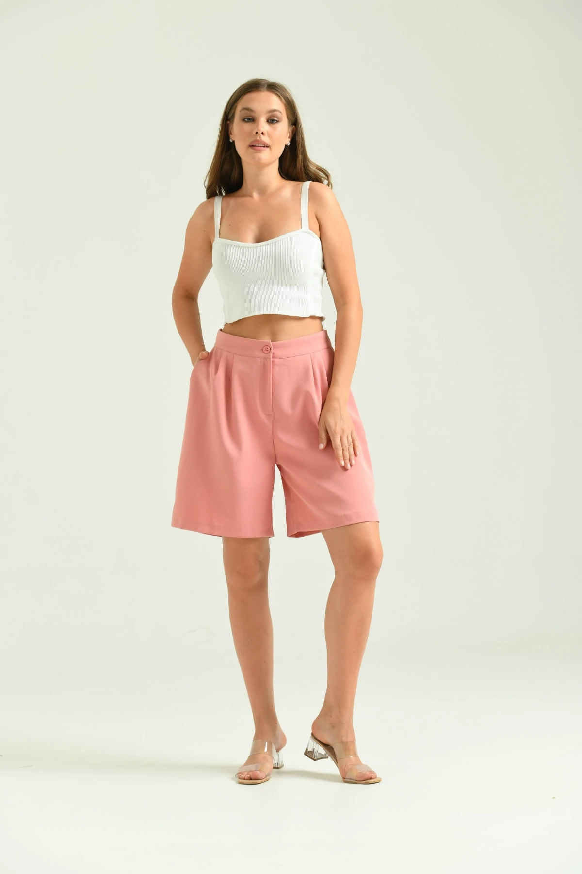 Kadın Pudra Uzun Basic Kumaş Şort