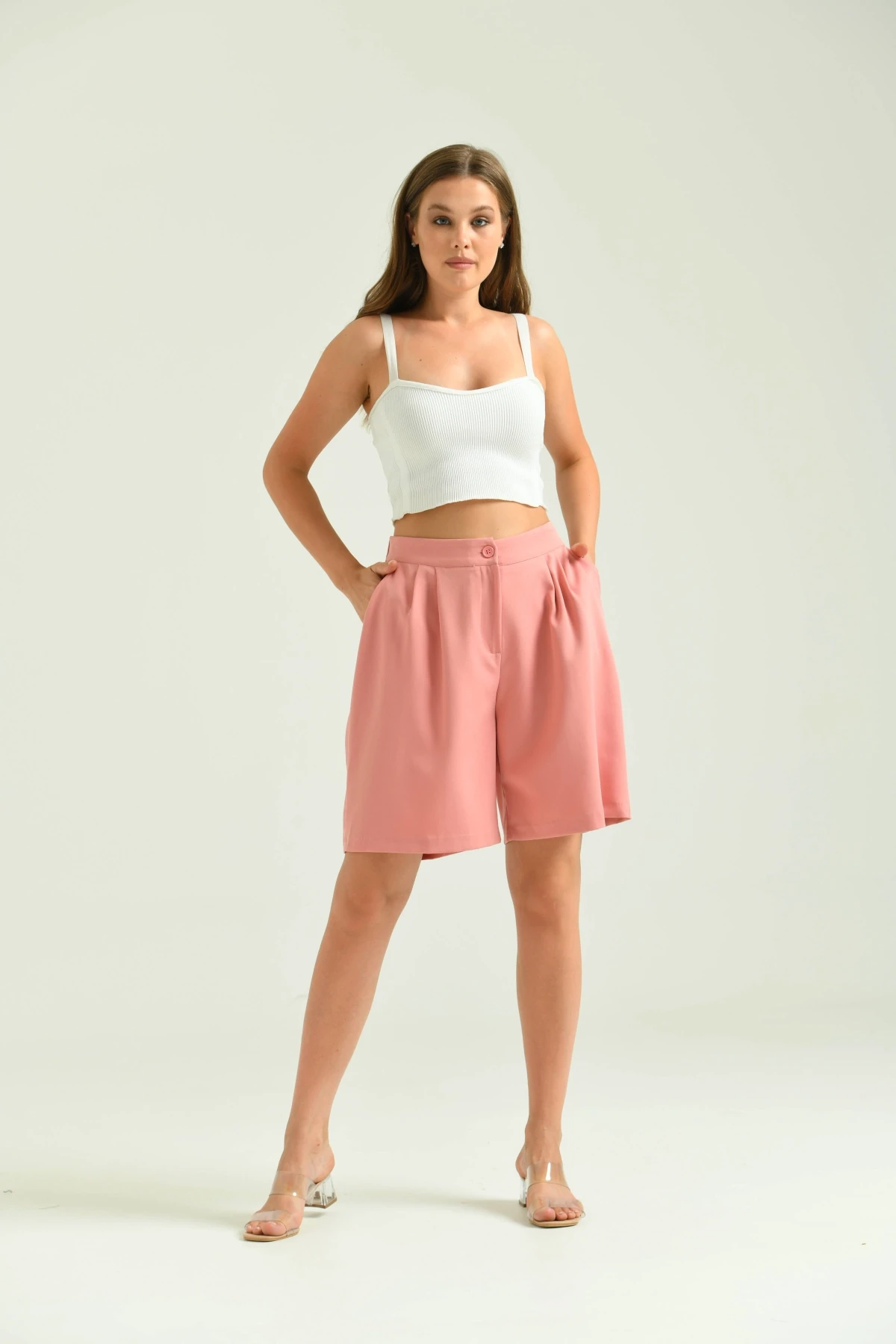 Kadın Pudra Uzun Basic Kumaş Şort