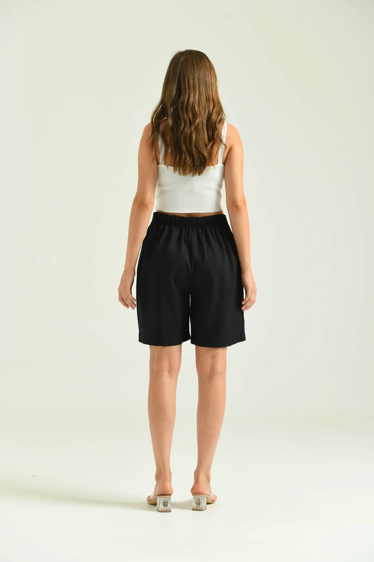 Kadın Siyah Uzun Basic Kumaş Şort