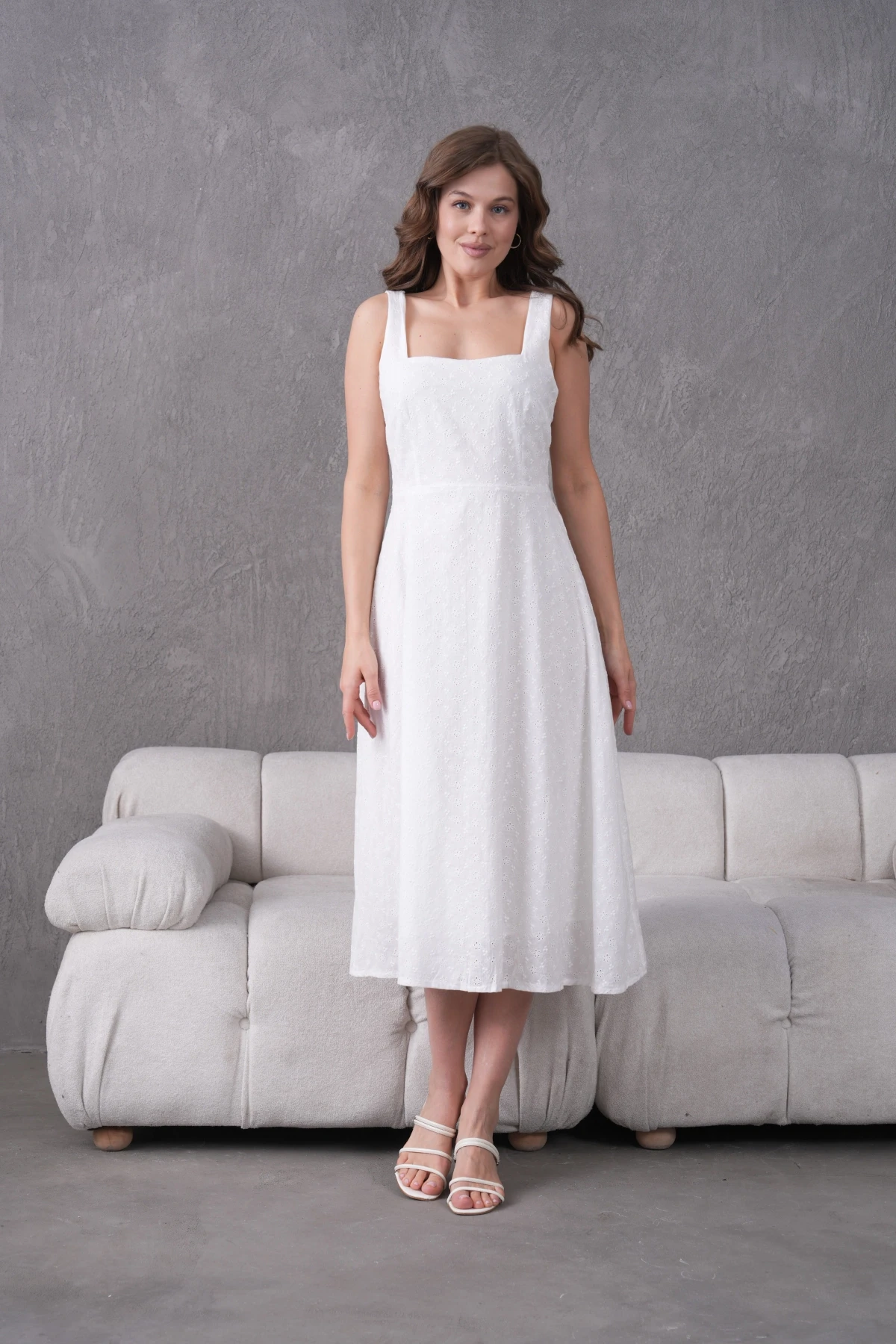 Kare Yaka Kolsuz Astarlı Brode Elbise