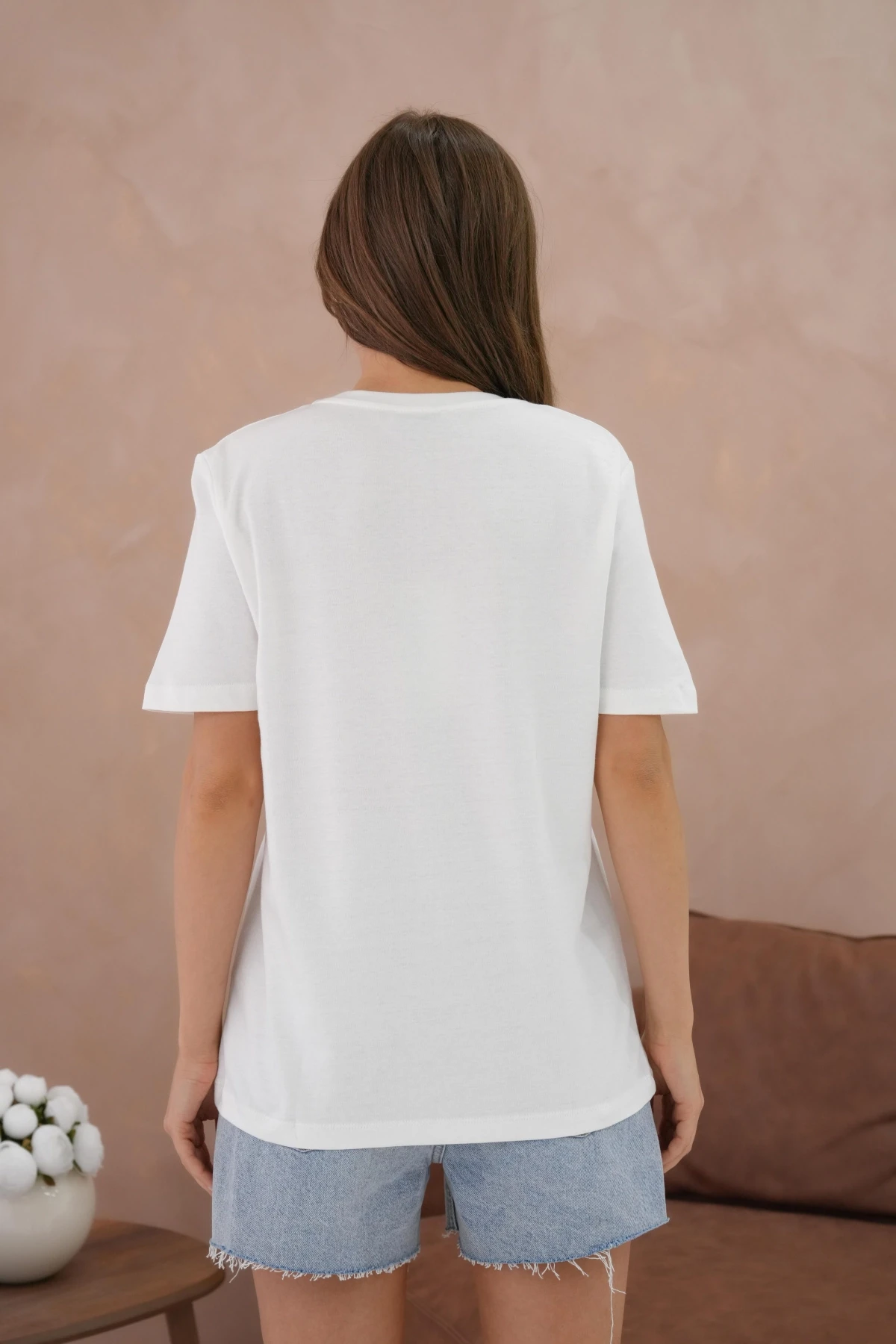 Nakış İşlemeli Kısa Kol Basic T-Shirt