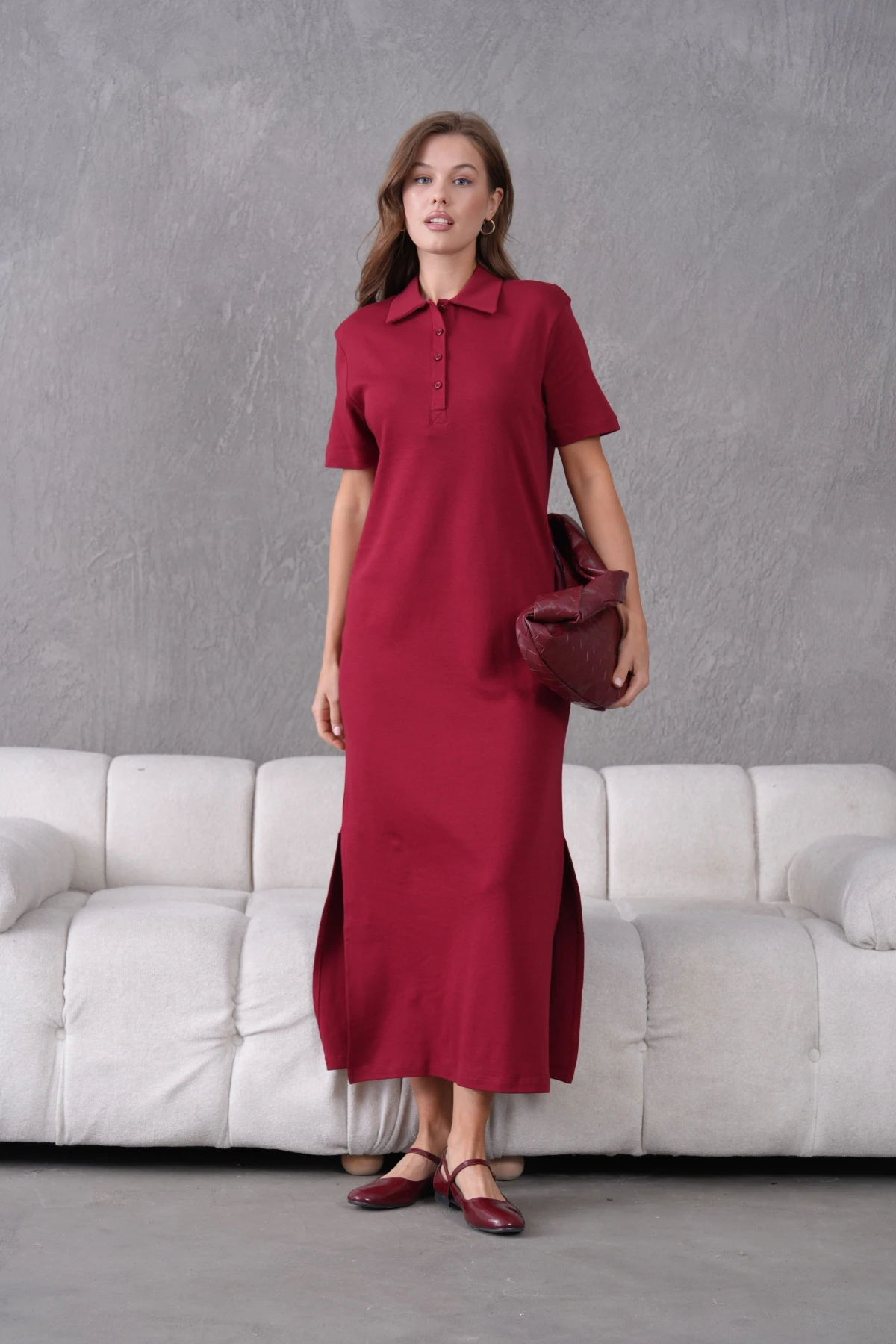 Polo Yaka Kısa Kol Yırtmaçlı Salaş Penye Elbise