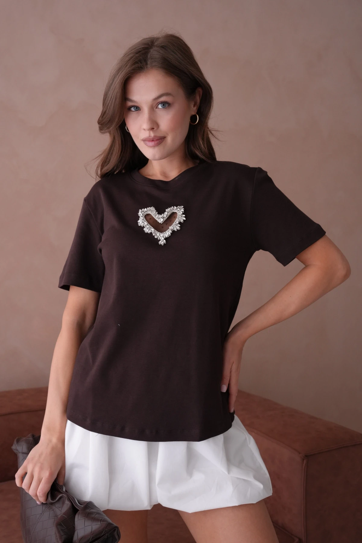 Taş Aksesuar Detaylı Kısa Kol Basic T-Shirt