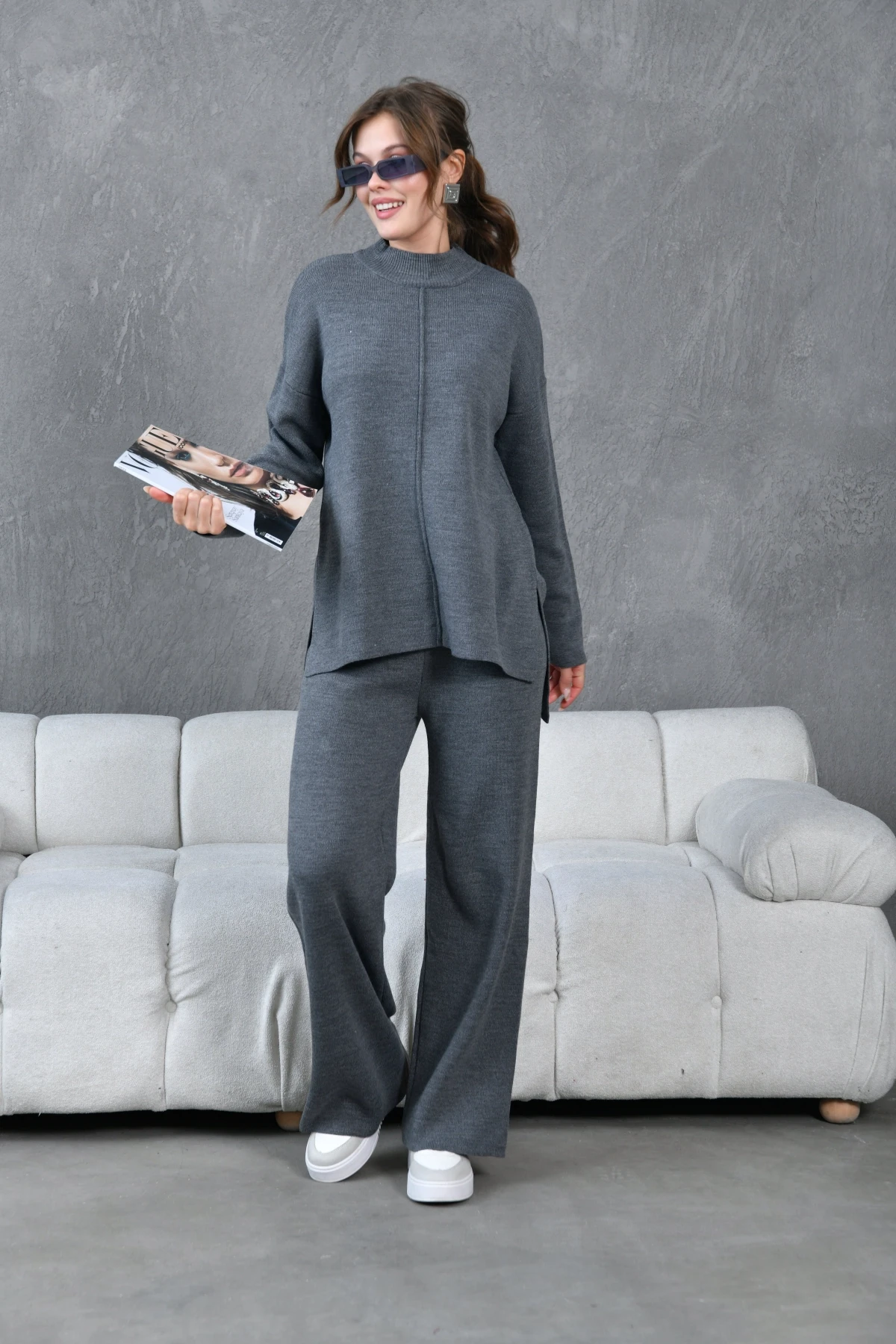 Kadın Antrasit Dik Yaka Yırtmaçlı Kazak Pantolon Triko Alt-Üst Takım