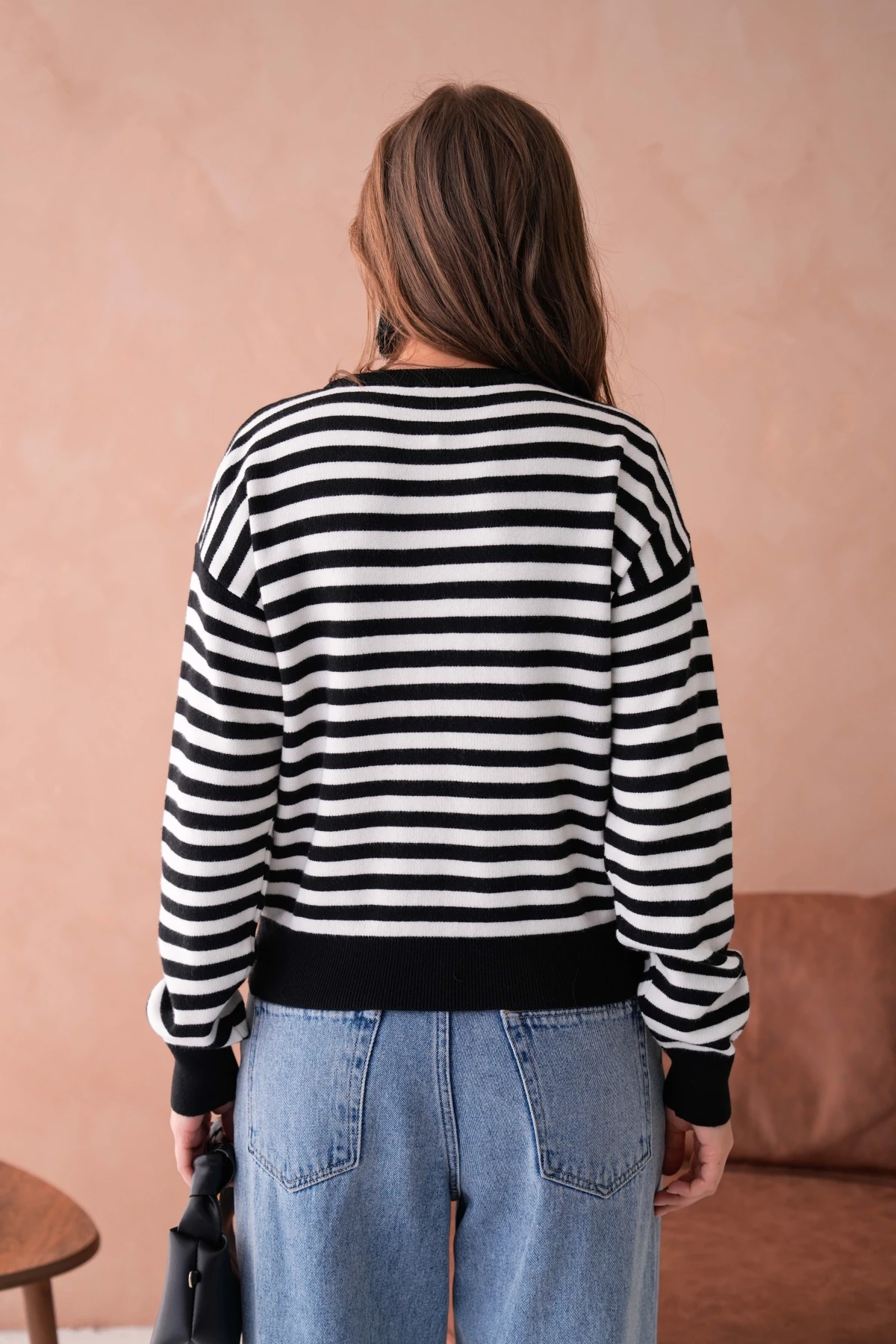 Kadın Bisiklet Yaka Nakış Detay Oversize Çizgili Triko Kazak