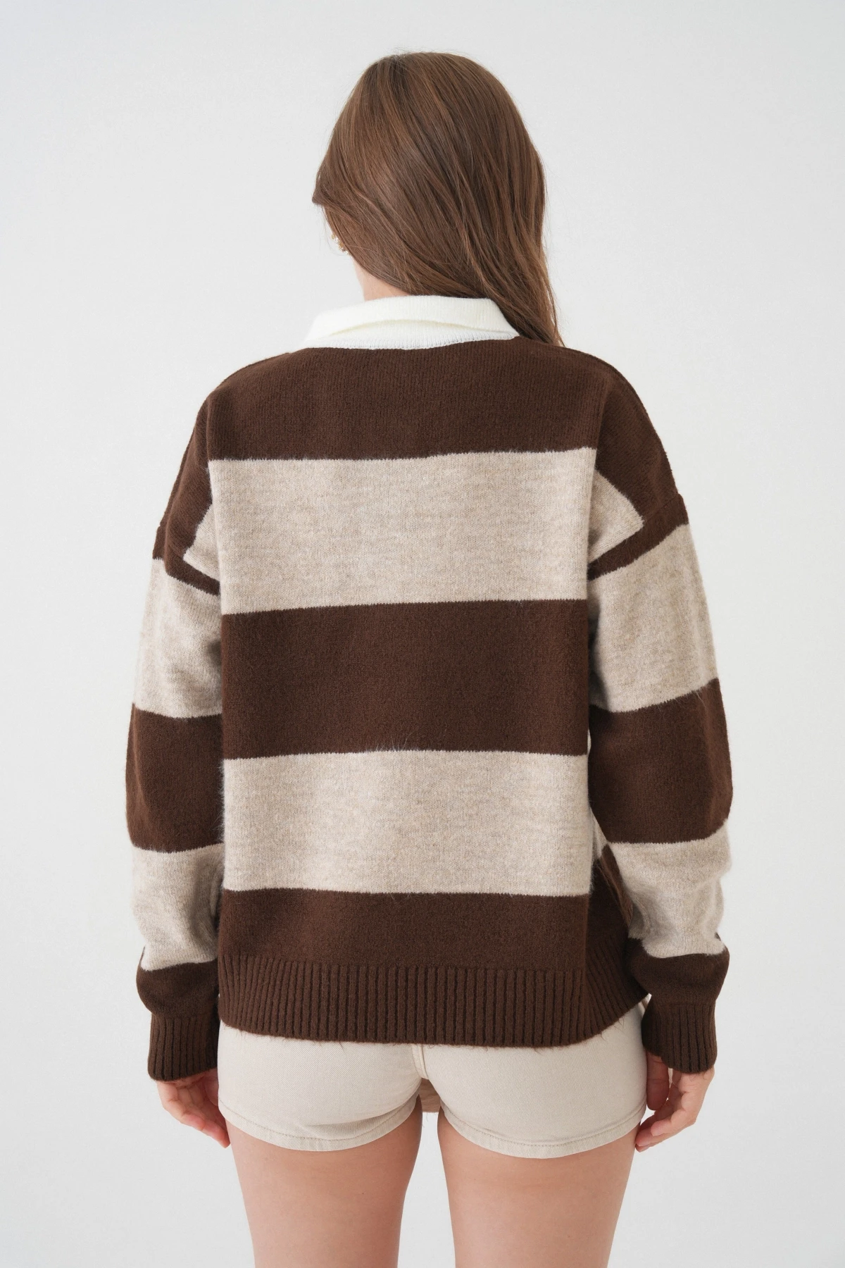 Kadın Kahve Polo Yaka Çizgili Oversize Yumuşak Dokulu Triko Kazak