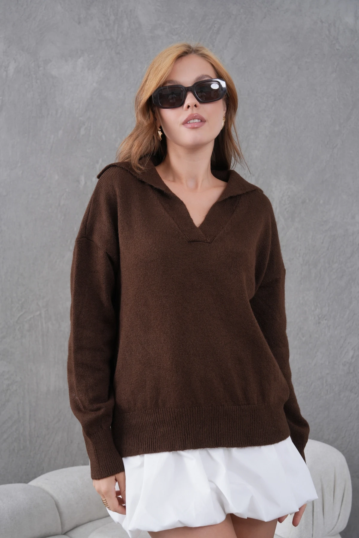 Kadın Kahve Polo Yaka Oversize Yarım Pat Yumuşak Dokulu Triko Kazak