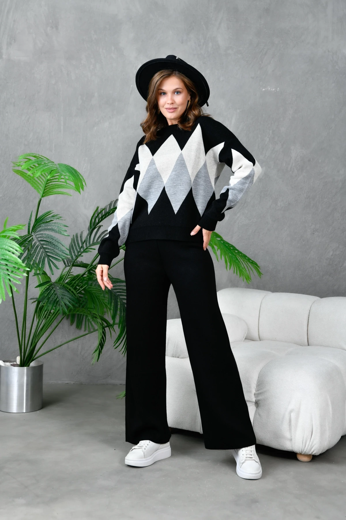 Kadın Siyah Bisiklet Yaka Baklava Desenli Kazak Pantolon Triko Alt-Üst Takım