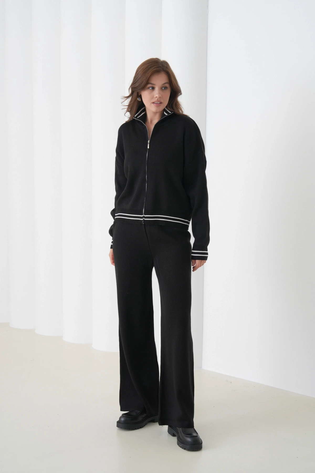 Kadın Siyah Polo Yaka Fermuarlı Kazak Pantolon Triko Alt-Üst Takım