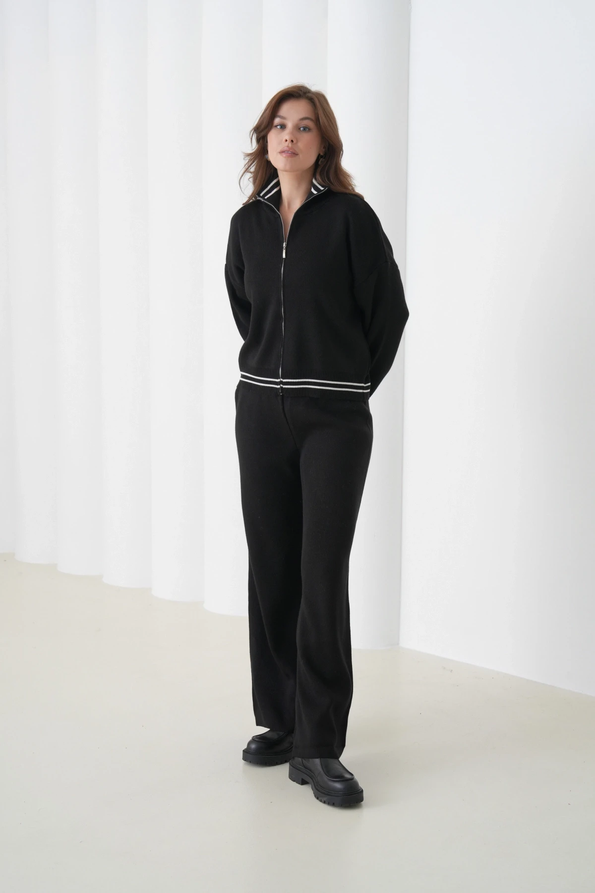 Kadın Siyah Polo Yaka Fermuarlı Kazak Pantolon Triko Alt-Üst Takım