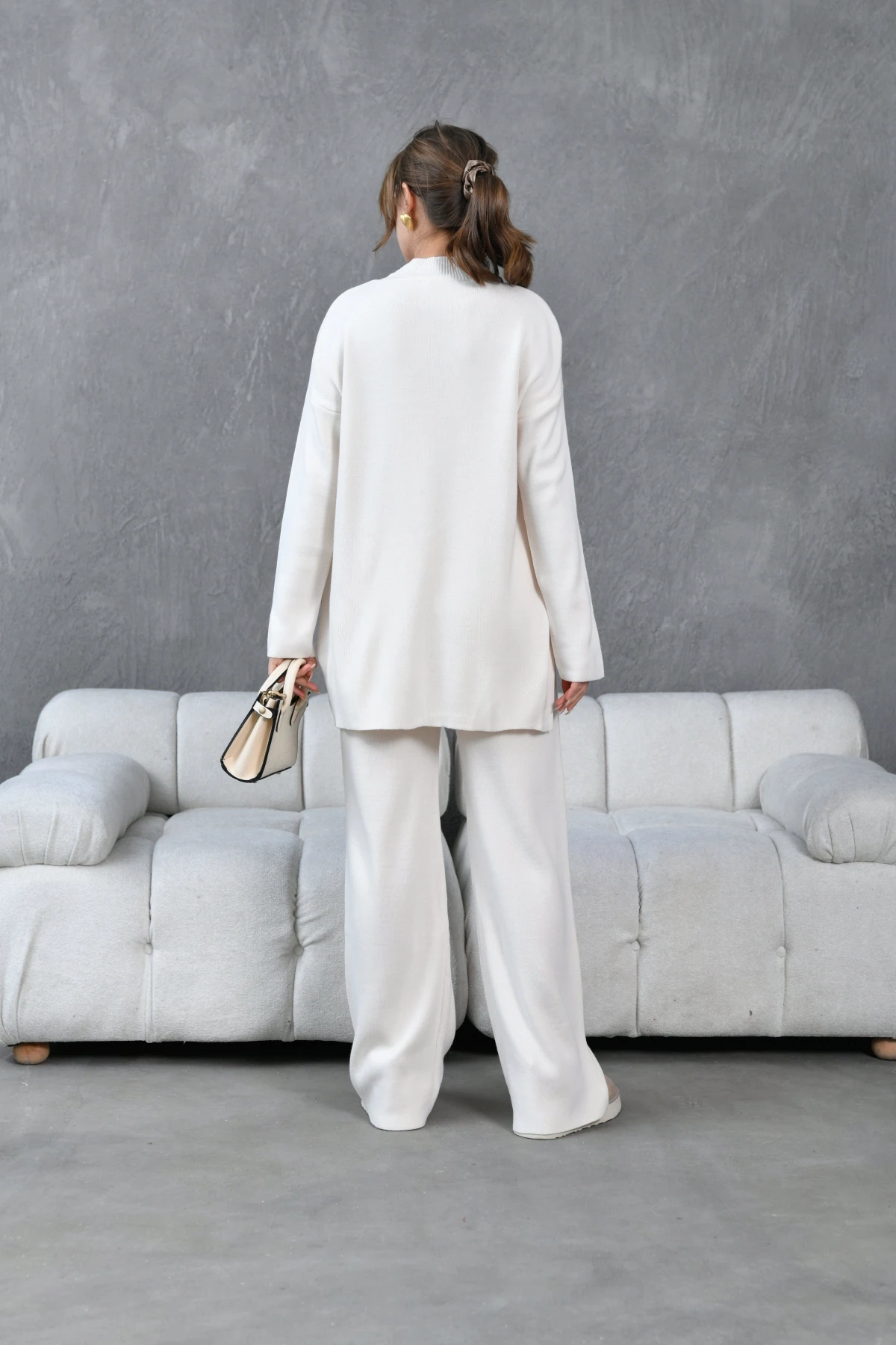 Kadın Taş Dik Yaka Yırtmaçlı Kazak Pantolon Triko Alt-Üst Takım