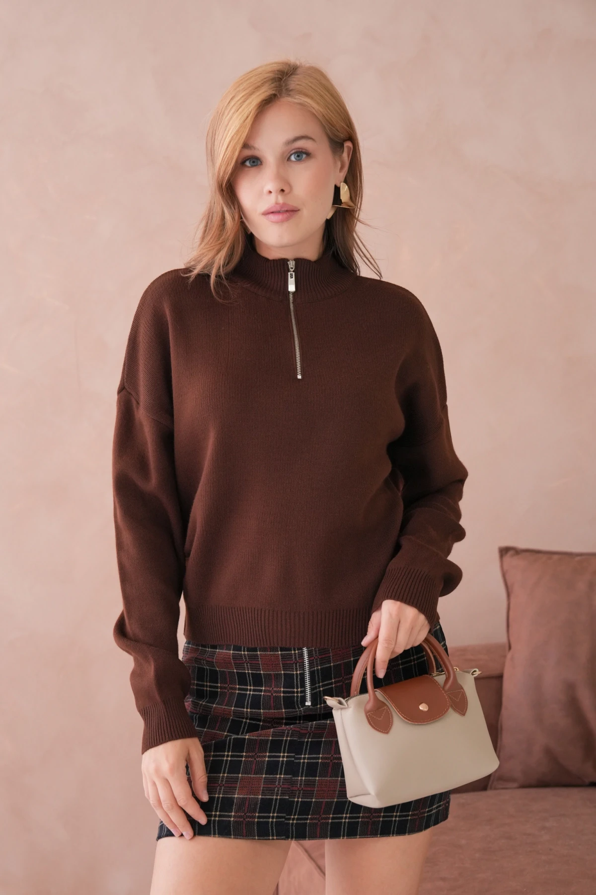 Kadın Yarım Balıkçı Yaka Fermuar Detay Oversize Triko Kazak