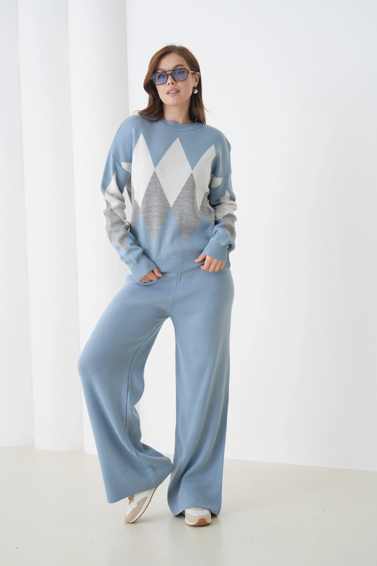 Kadın Açık Mavi Bisiklet Yaka Baklava Desenli Kazak Pantolon Triko Alt-Üst Takım 214076