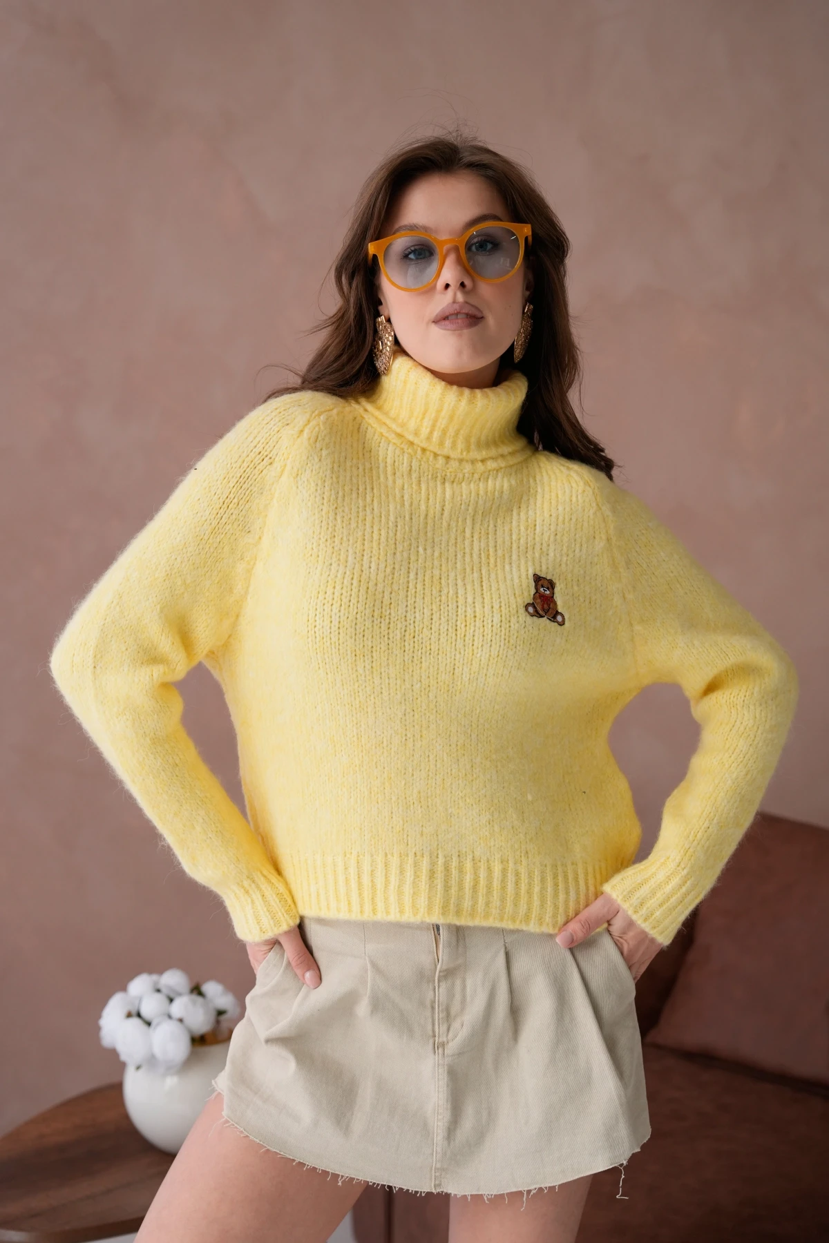 Kadın Balıkçı Yaka Nakış Detaylı Yumuşak Dokulu Kaşkorse Triko Kazak