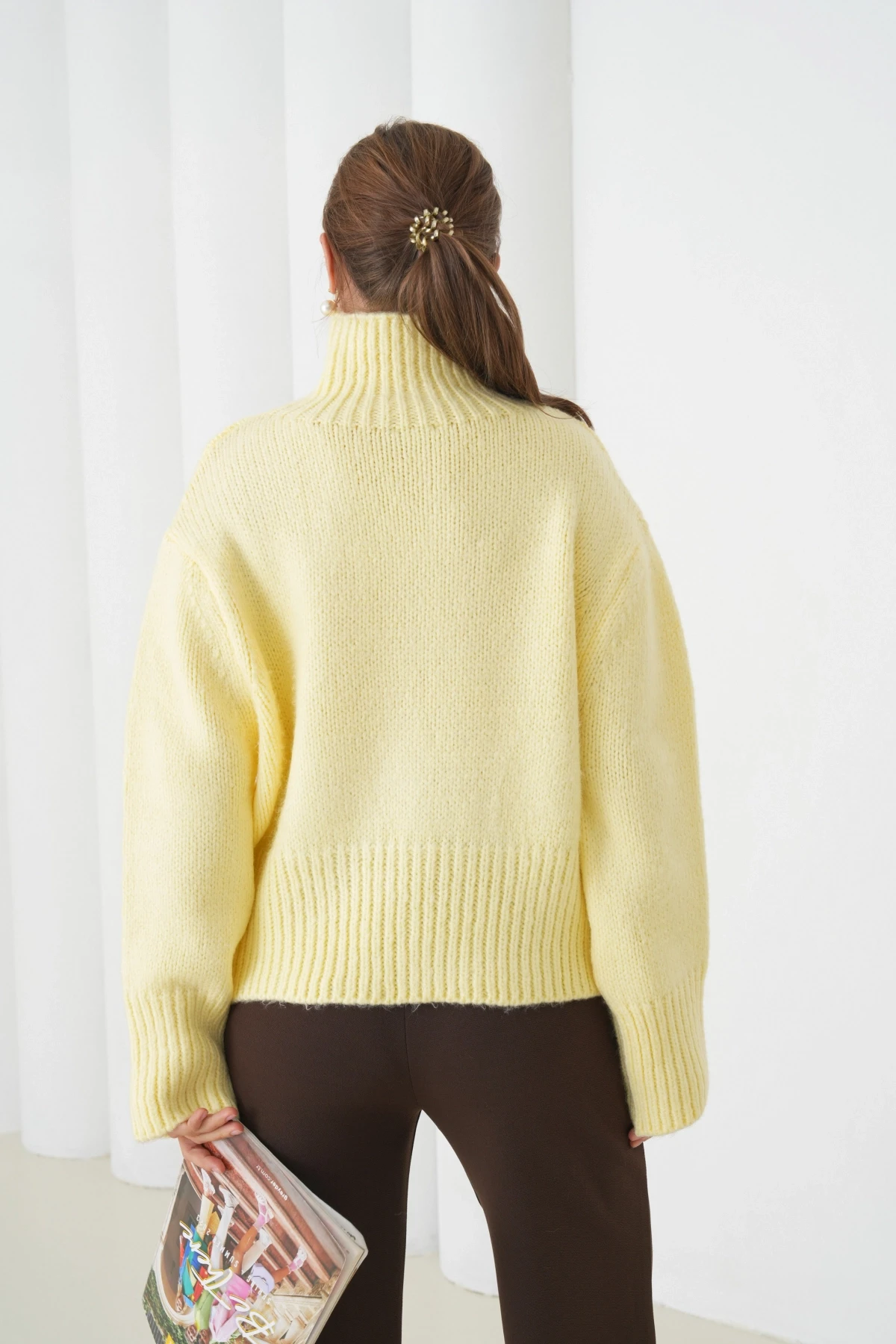 Kadın Balıkçı Yaka Oversize Kaşkarse Triko Kazak