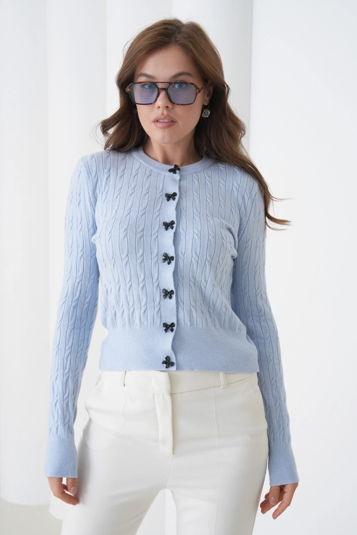 Kadın Bisiklet Yaka Düğme Detay Saç Örgü Yumuşak Dokulu Triko Hırka 