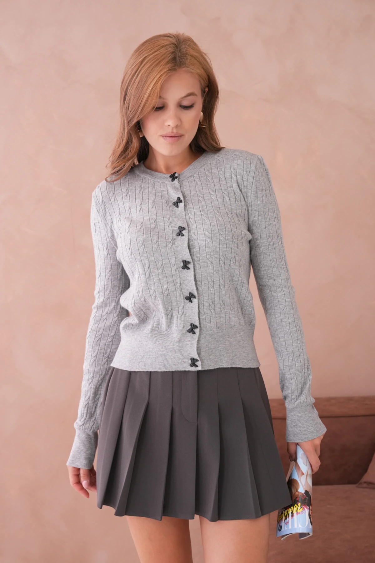 Kadın Bisiklet Yaka Düğme Detay Saç Örgü Yumuşak Dokulu Triko Hırka 