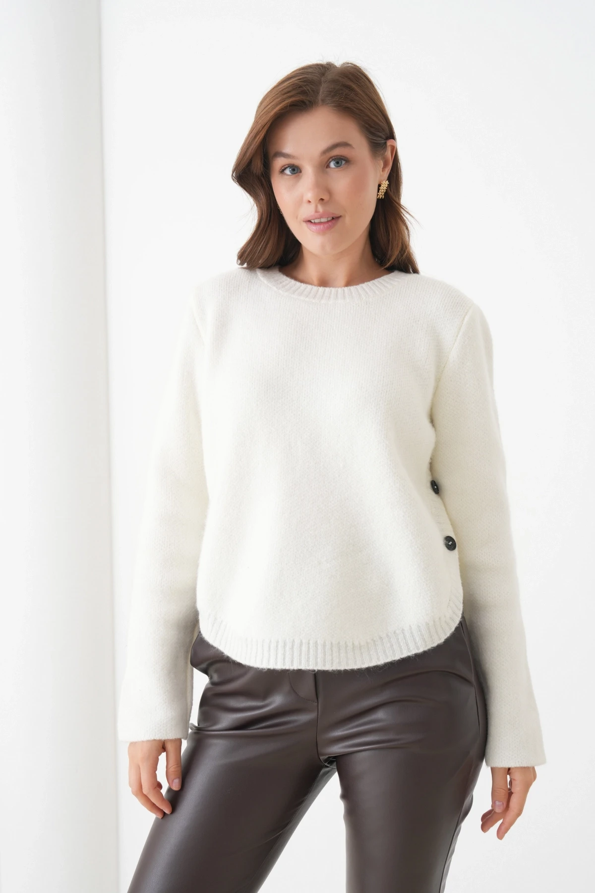 Kadın Bisiklet Yaka Düğme Detay Yırtmaçlı Triko Kazak