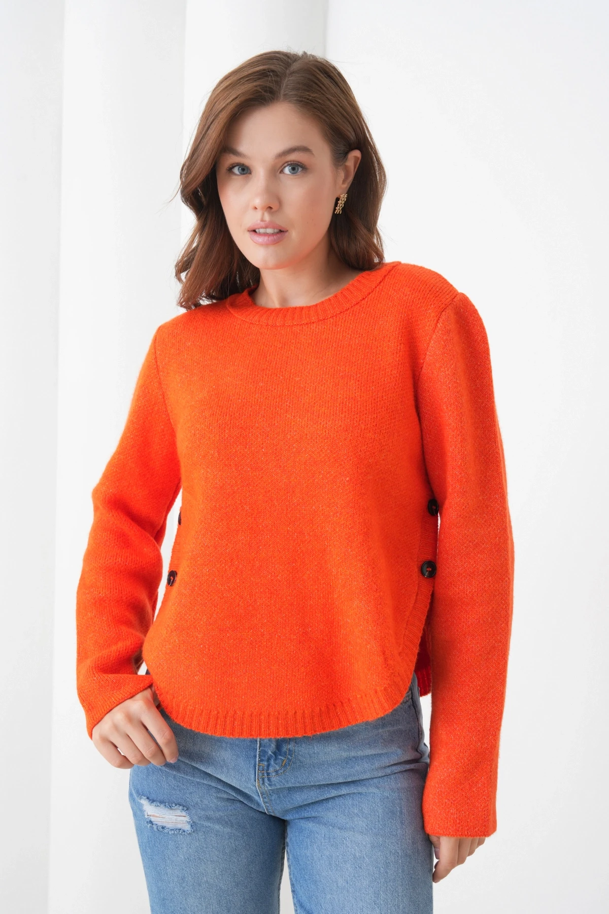 Kadın Bisiklet Yaka Düğme Detay Yırtmaçlı Triko Kazak