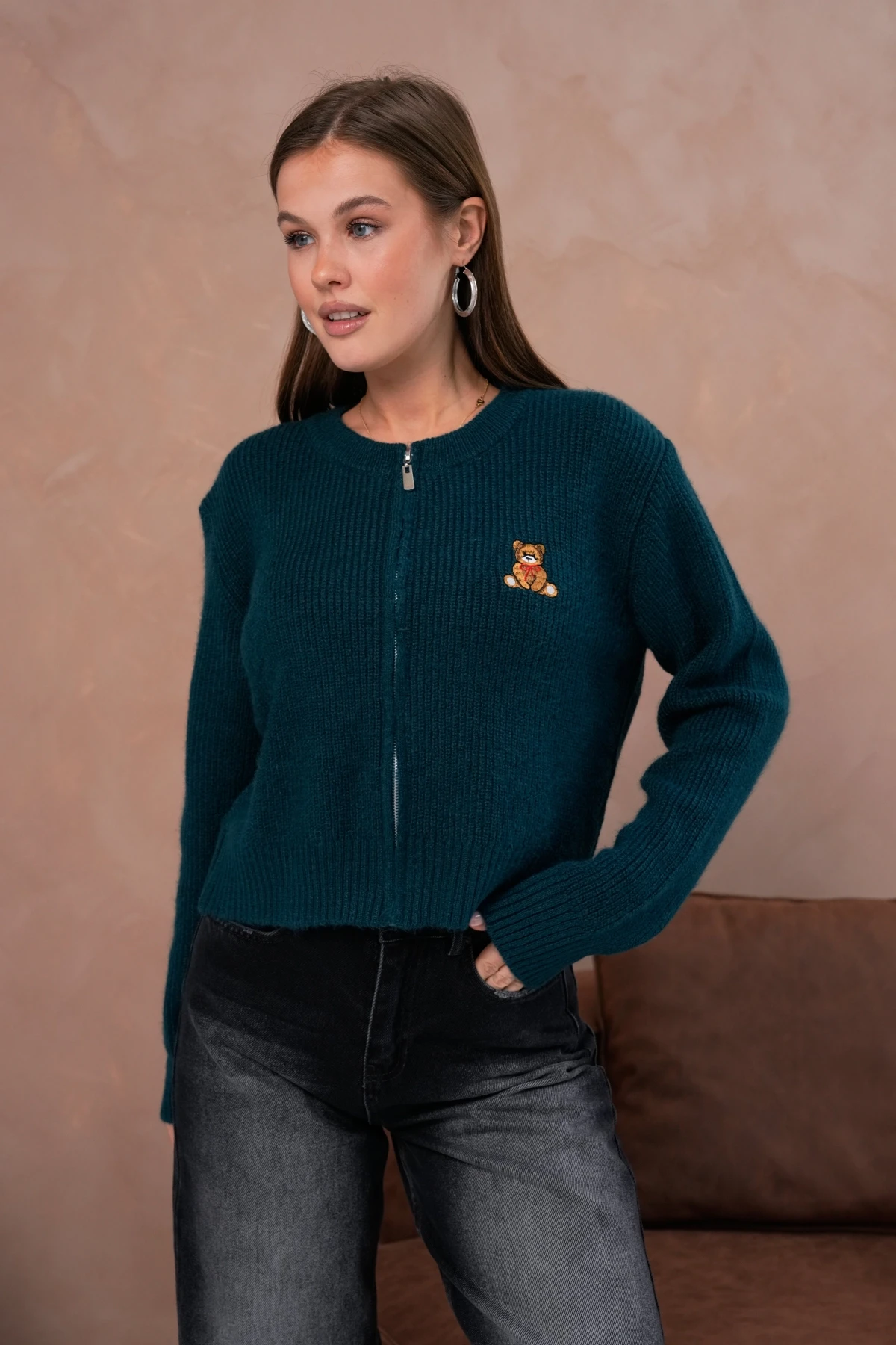 Kadın Bisiklet Yaka Fermuar Kapama Nakışlı Kaşkorse Triko Hırka