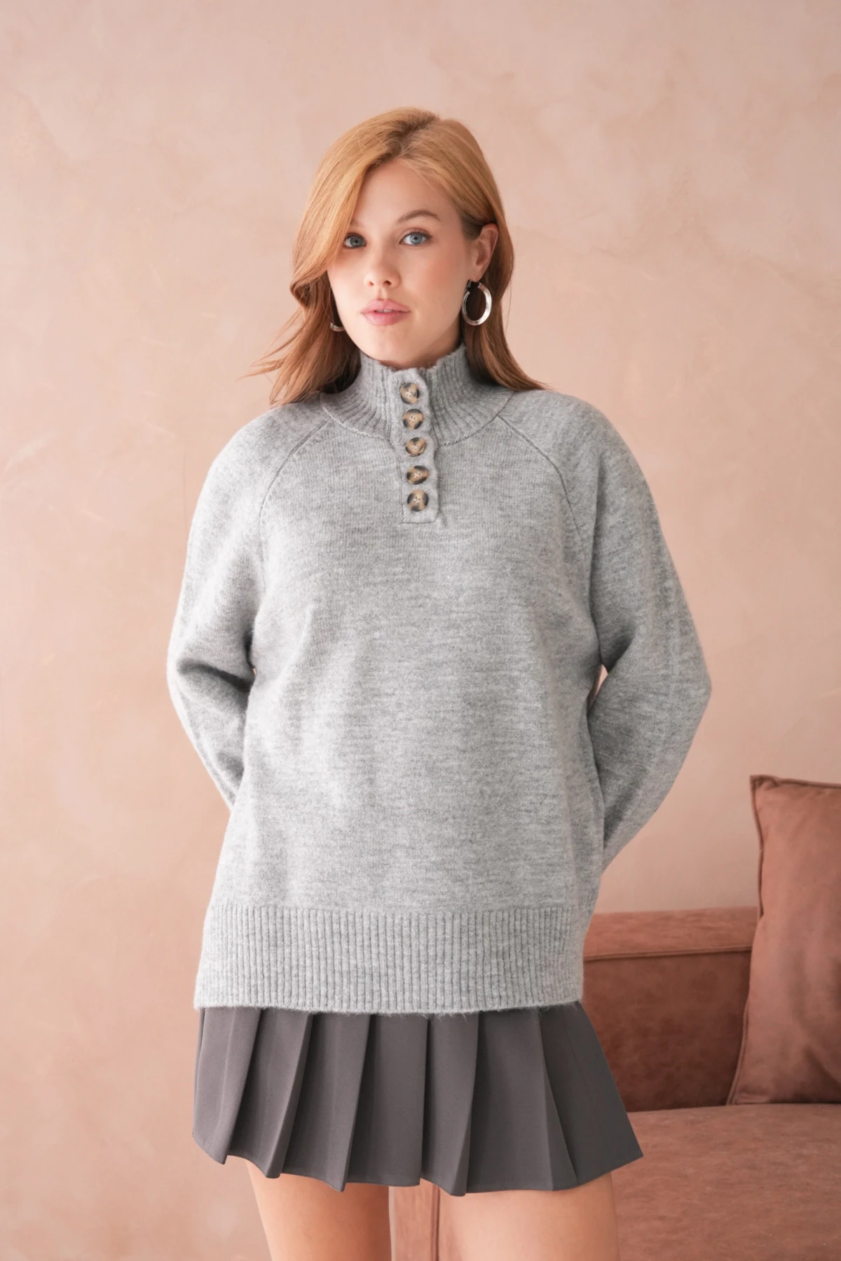 Kadın Dik Yaka Düğme Detay Oversize Triko Kazak