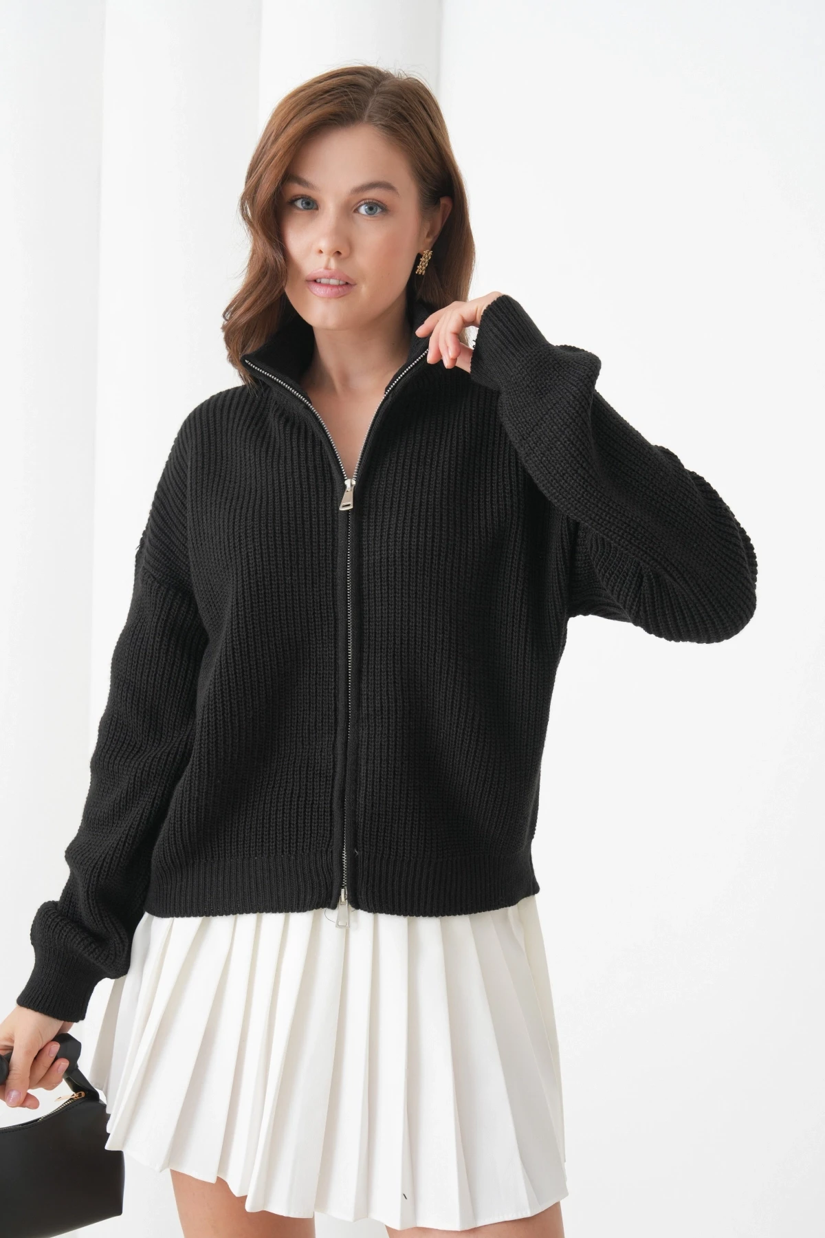 Kadın Dik Yaka Fermuar Kapama Oversize Triko Hırka 