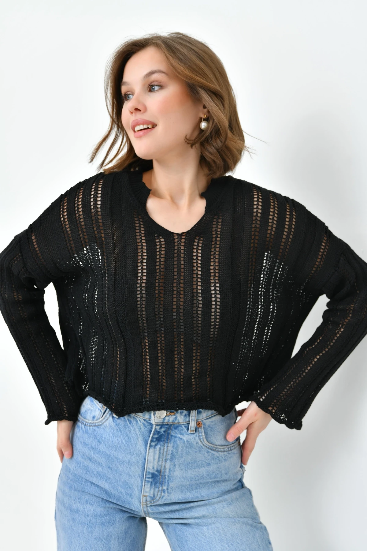 Kadın Dik Yaka Örgü Detaylı Crop Triko Kazak