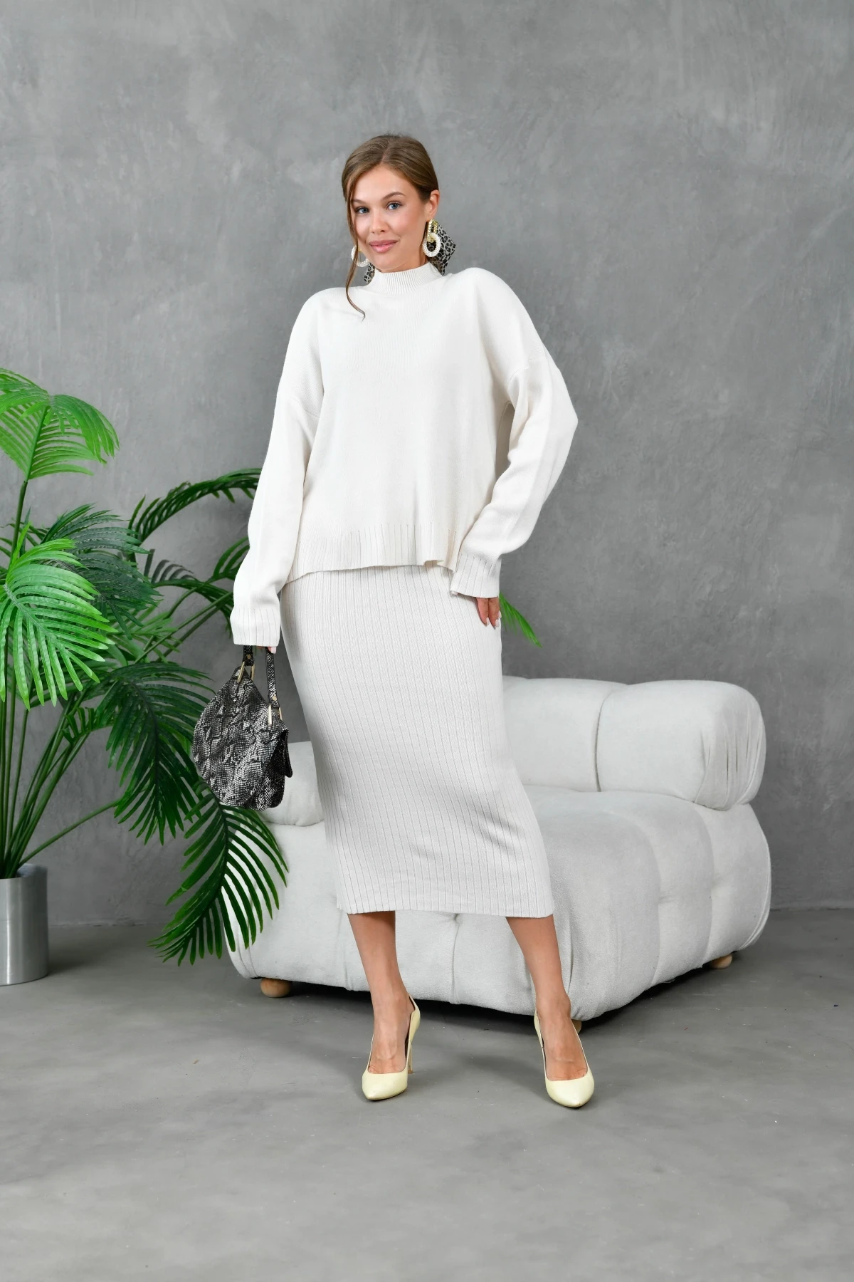 Kadın Dik Yaka Salaş Kazak Uzun Etekli İkili Triko Takım