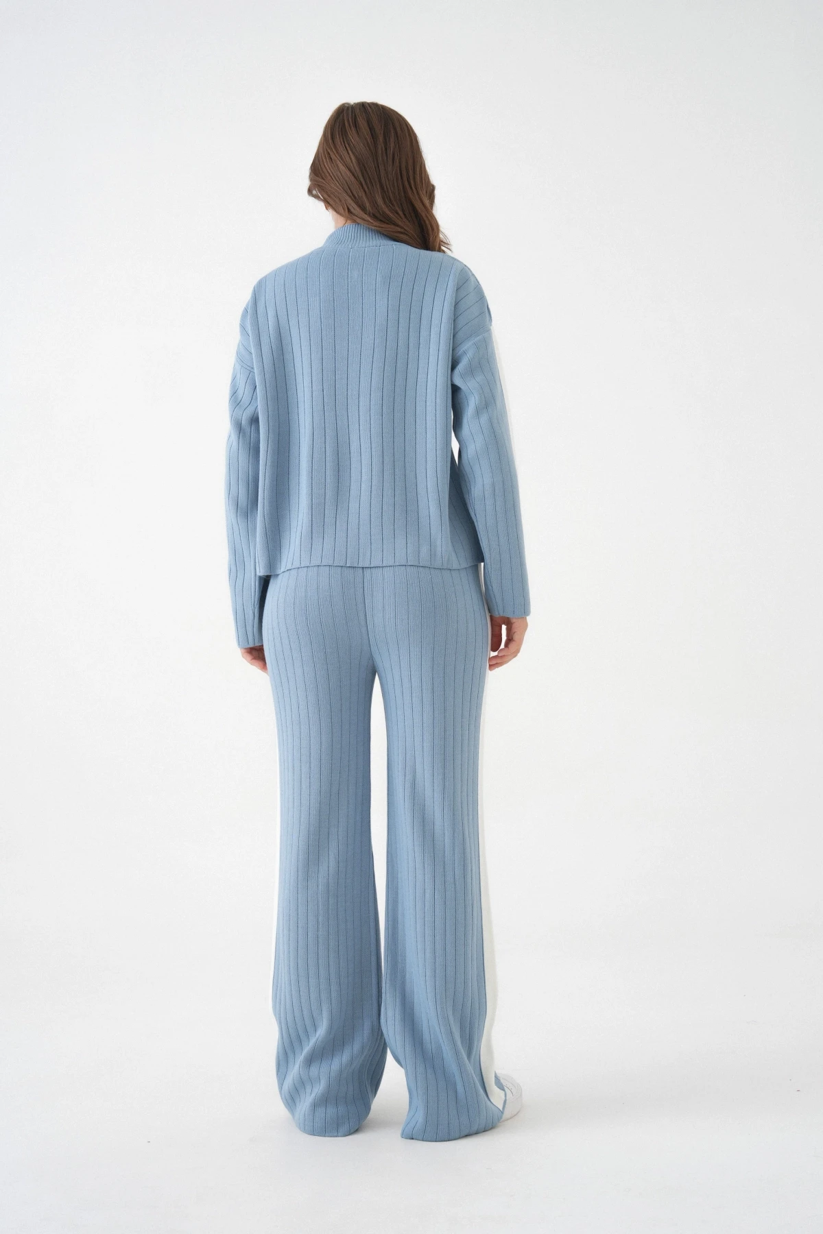 Kadın Dik Yaka Yarım Pat Fermuar Örgü Detay Kazak Pantolon İkili Triko Takım