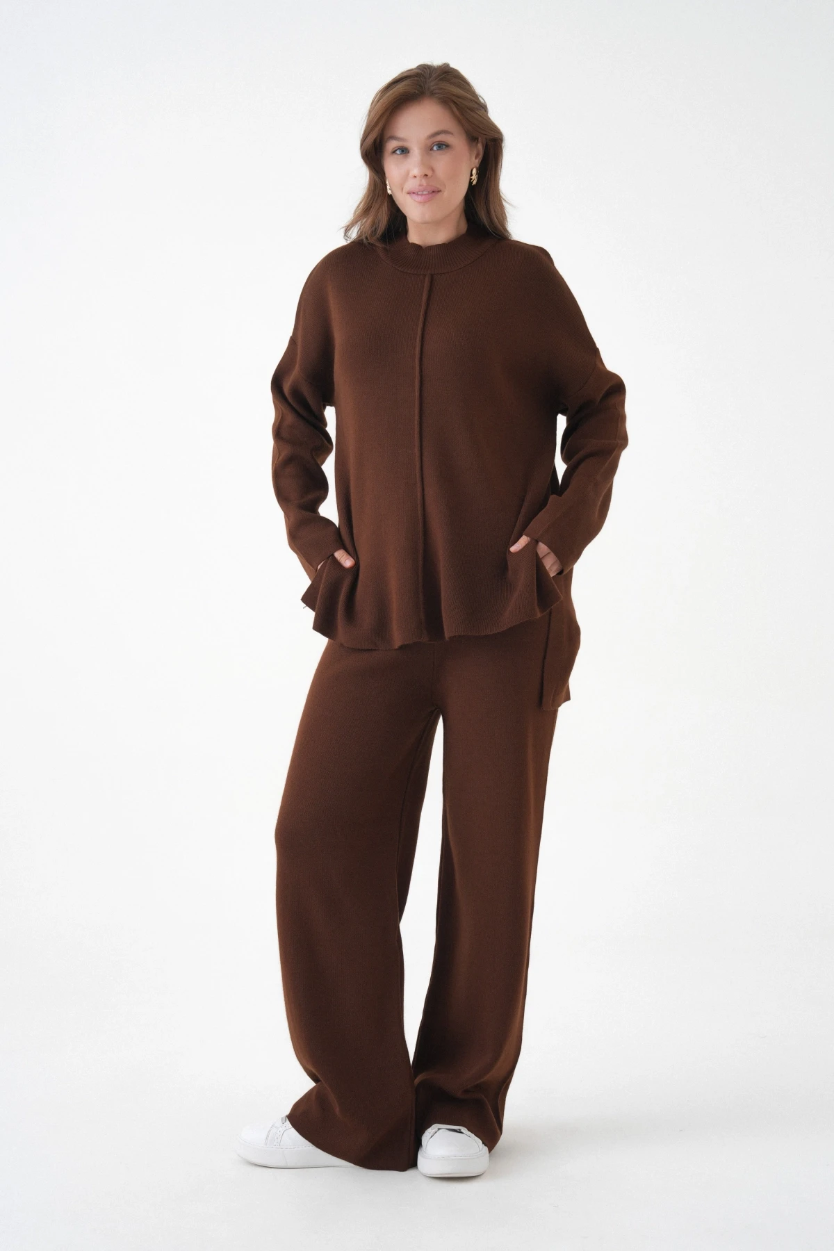 kadın dik yaka yırtmaçlı kazak pantolon triko alt-üst takım 