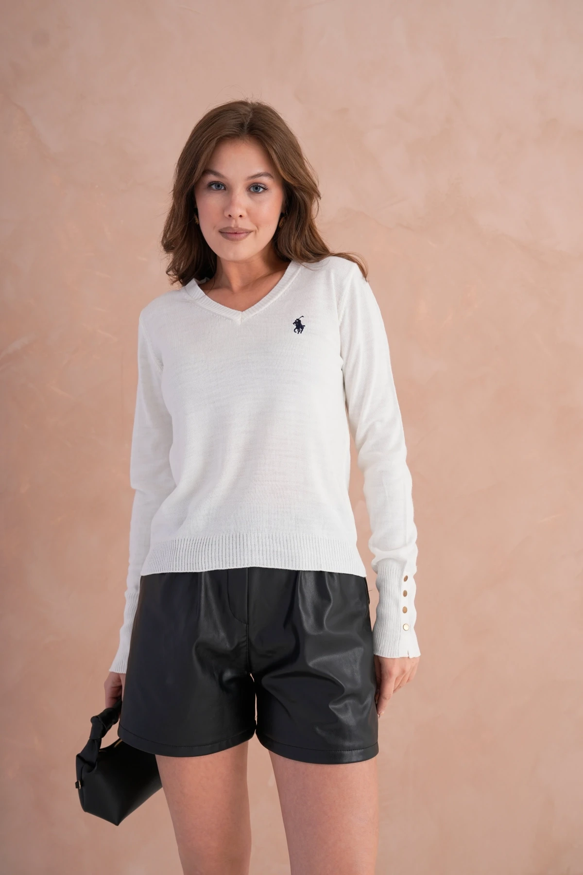 Kadın V Yaka Nakış Detay Kolu Troklu Triko Kazak