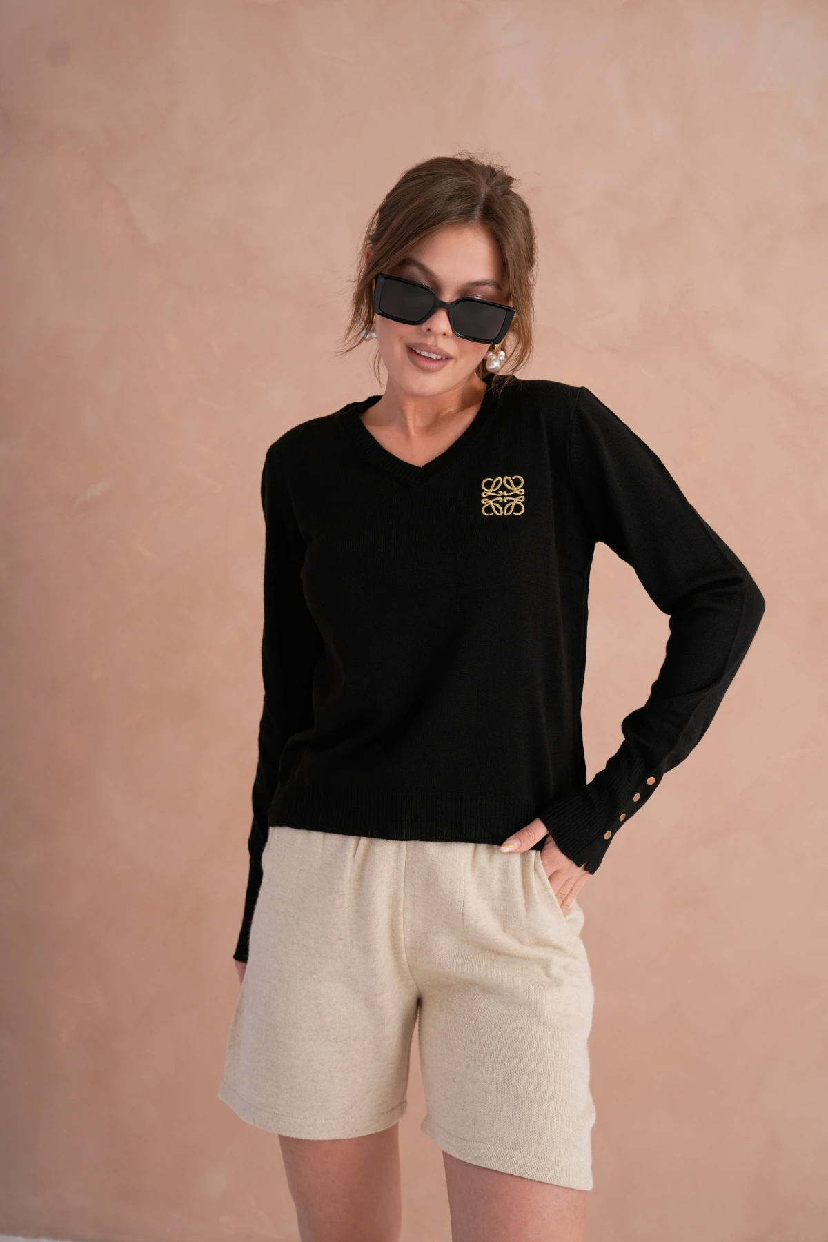 Kadın V Yaka Nakış Detay Kolu Troklu Triko Kazak